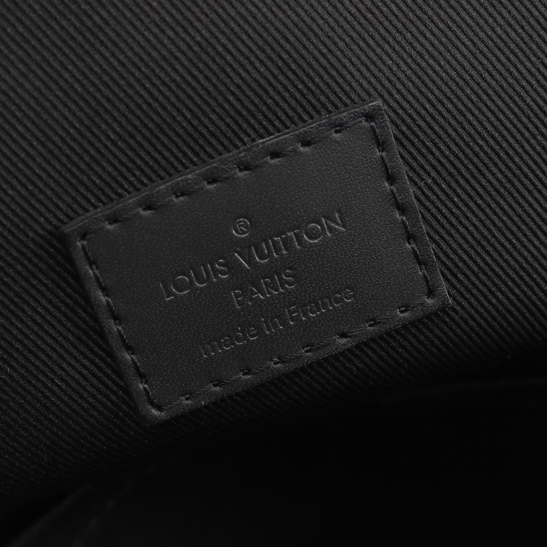 Louis Vuitton Louis Vuitton Avenue Sling Bag Damier Infini Onyx Body Leather Black Size ONE SIZE - 4 Thumbnail