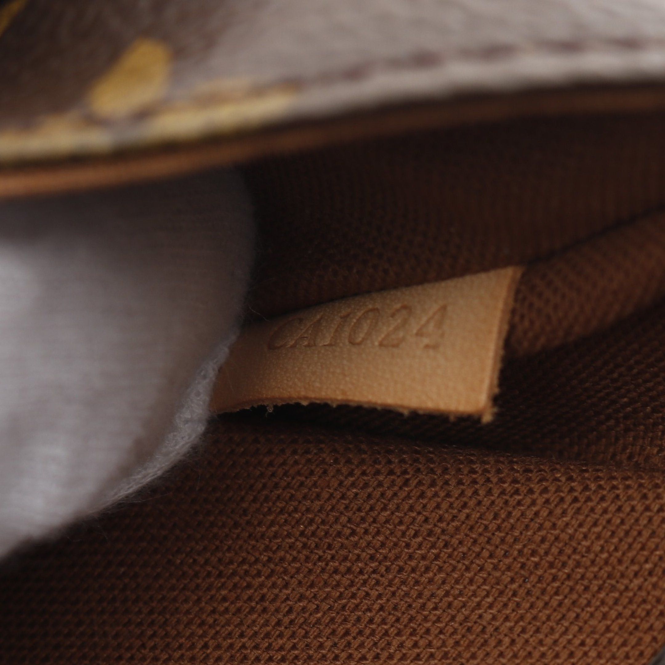 Louis Vuitton Louis Vuitton Pochette Ganju Monogram Body Bag Leather Brown Size ONE SIZE - 5 Thumbnail
