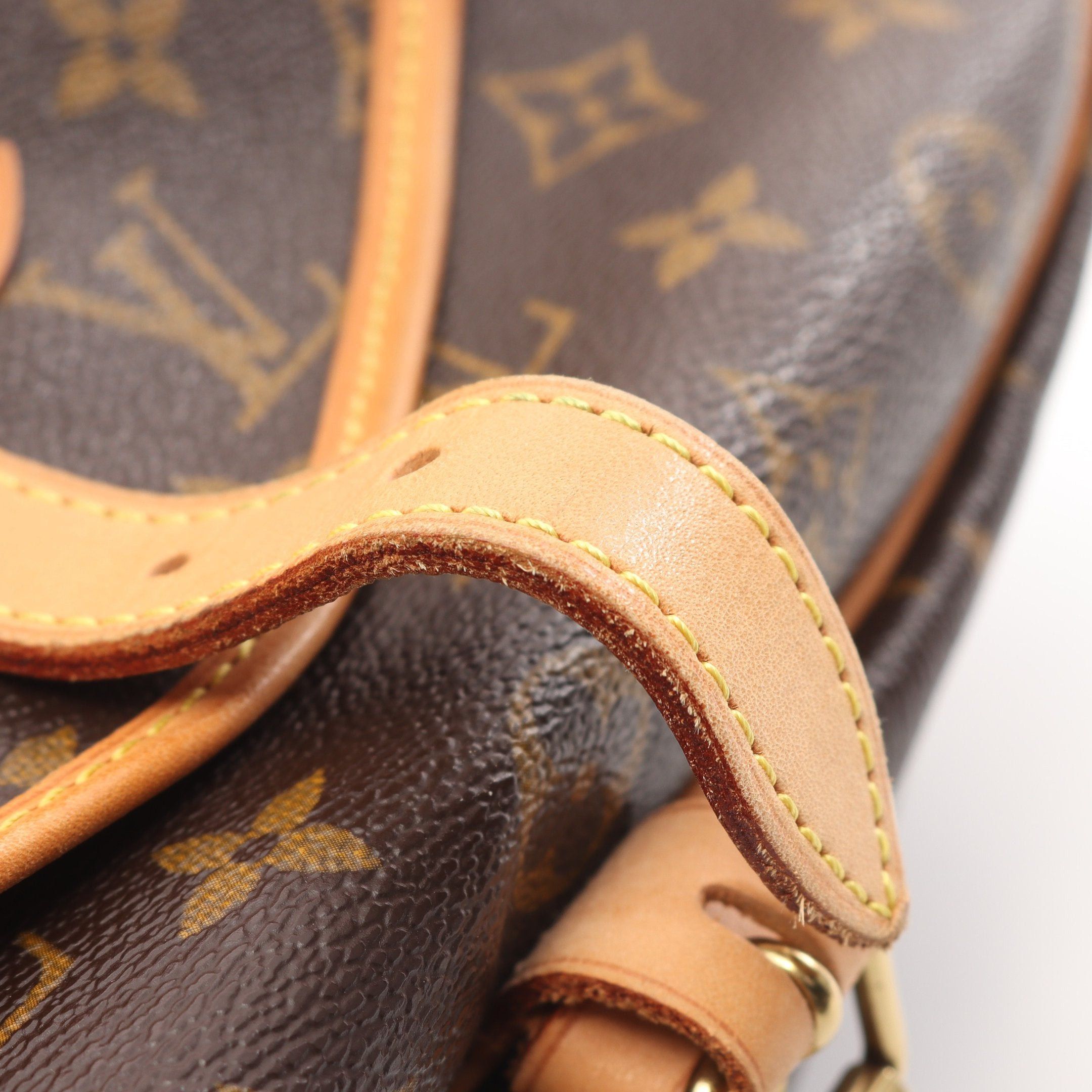 Louis Vuitton Louis Vuitton Saumur 30 Monogram Shoulder Bag Leather Brown Size ONE SIZE - 11 Thumbnail