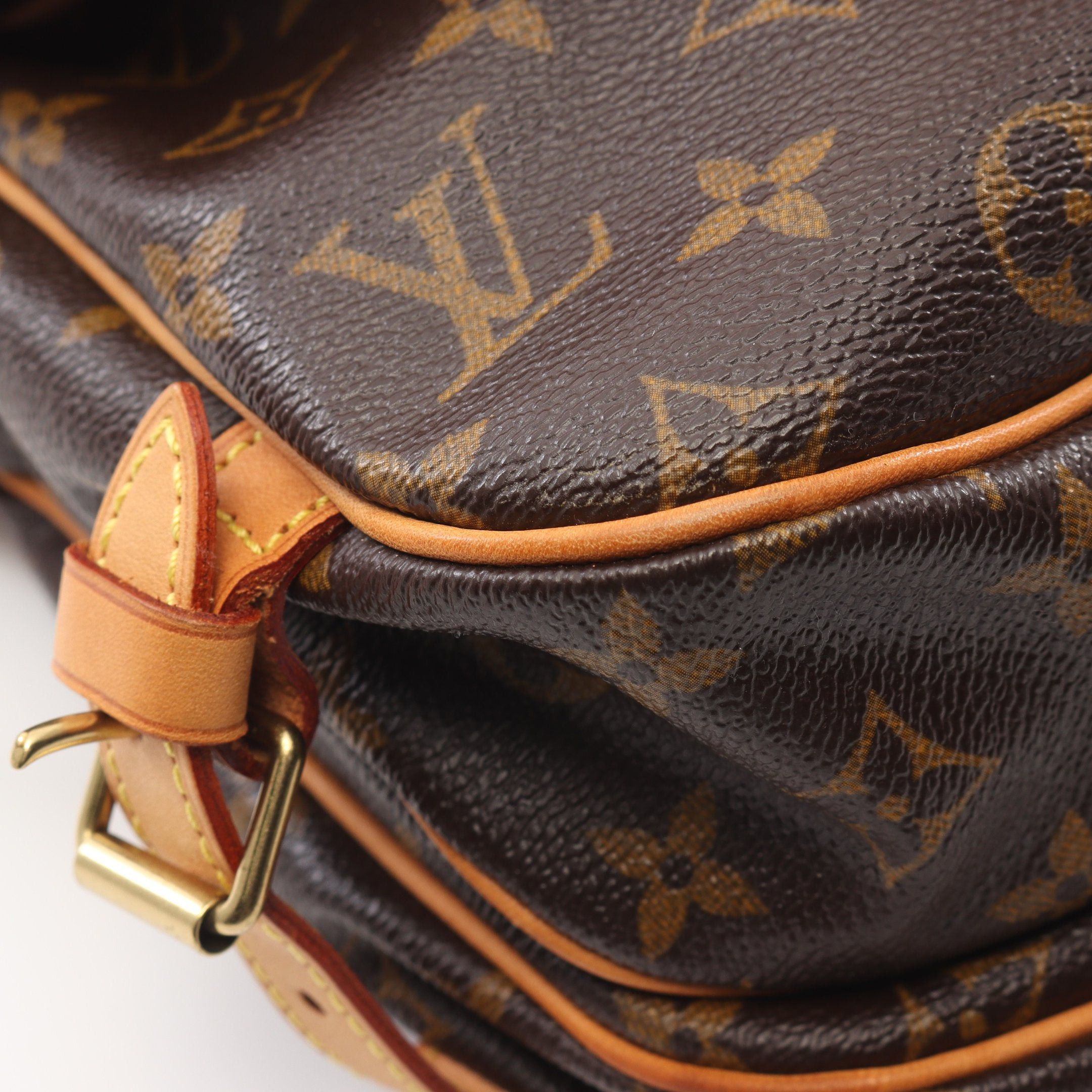 Louis Vuitton Louis Vuitton Saumur 30 Monogram Shoulder Bag Leather Brown Size ONE SIZE - 7 Thumbnail