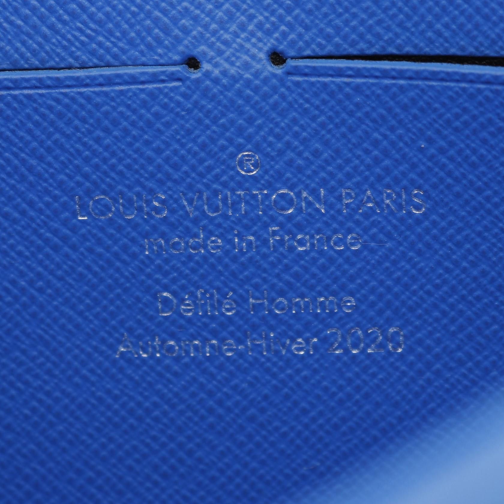 Louis Vuitton Louis Vuitton Soft Trunk Wallet Monogram Clouds Shoulder Bag Leather Blue White 20Aw Size ONE SIZE - 4 Thumbnail
