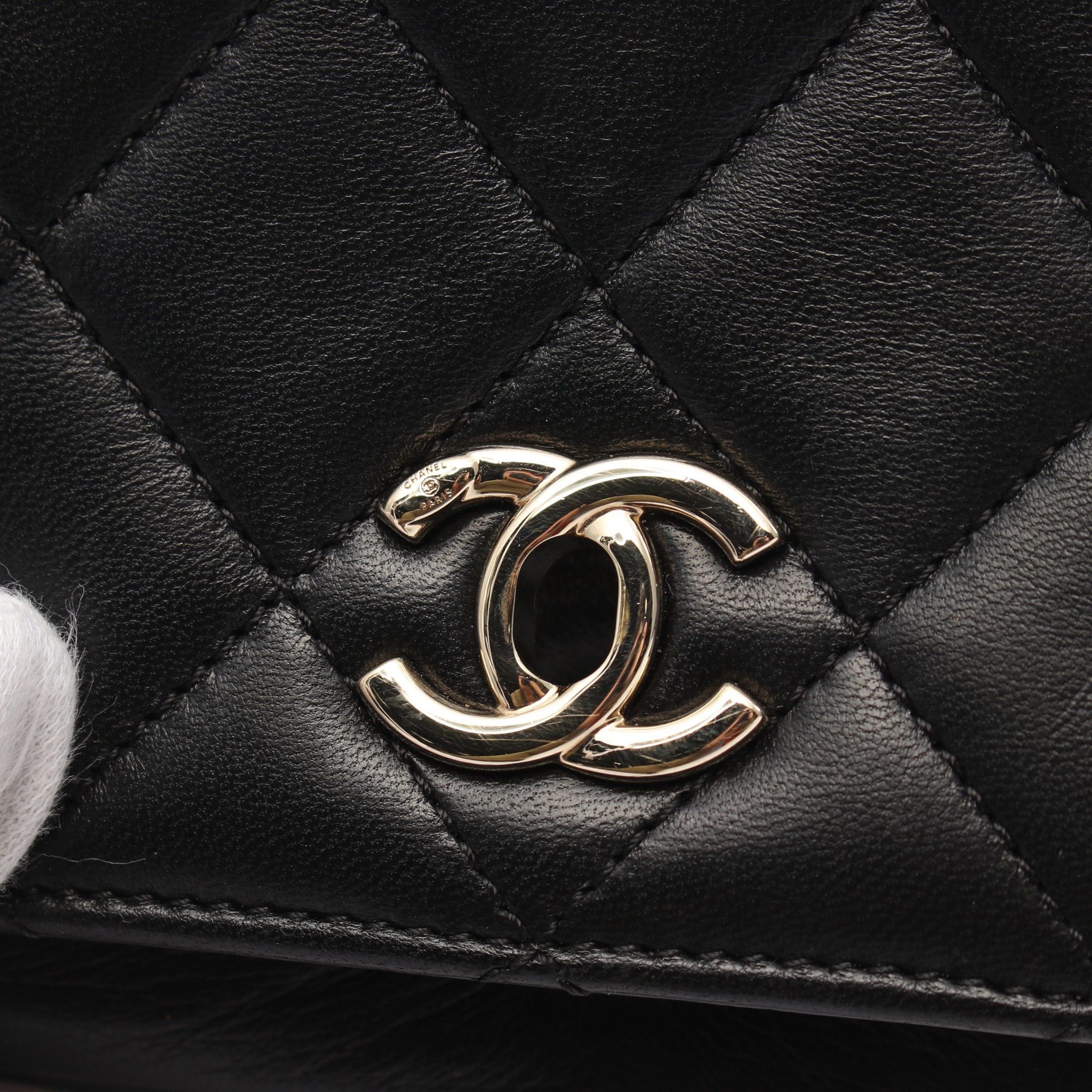 Chanel Chanel Matelasse Chain Shoulder Bag Metal Handle Lambskin Black Gold Hardware Size ONE SIZE - 10 Thumbnail