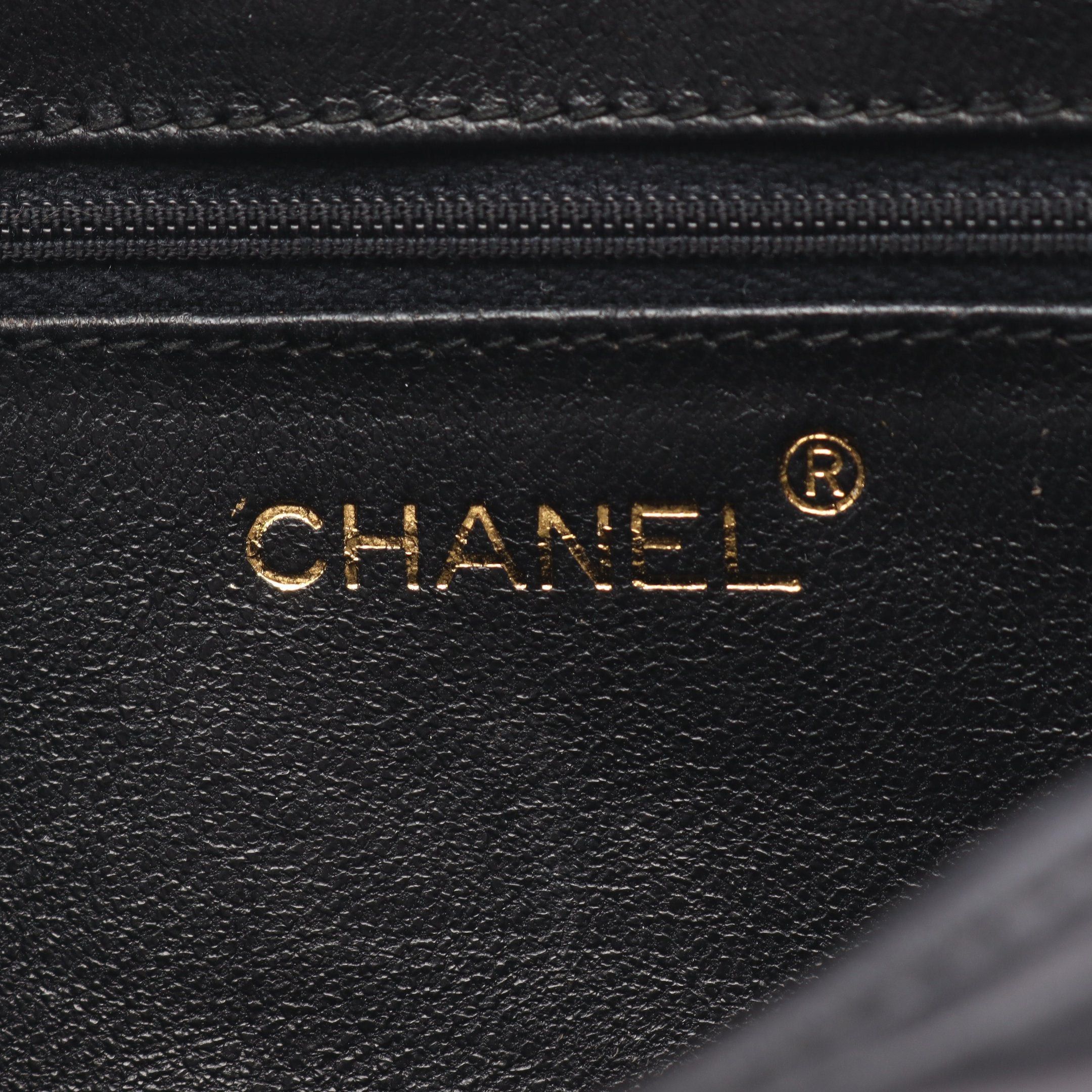 Chanel Chanel Matelasse Chain Shoulder Bag Lambskin Black Gold Hardware Tassel Size ONE SIZE - 4 Thumbnail