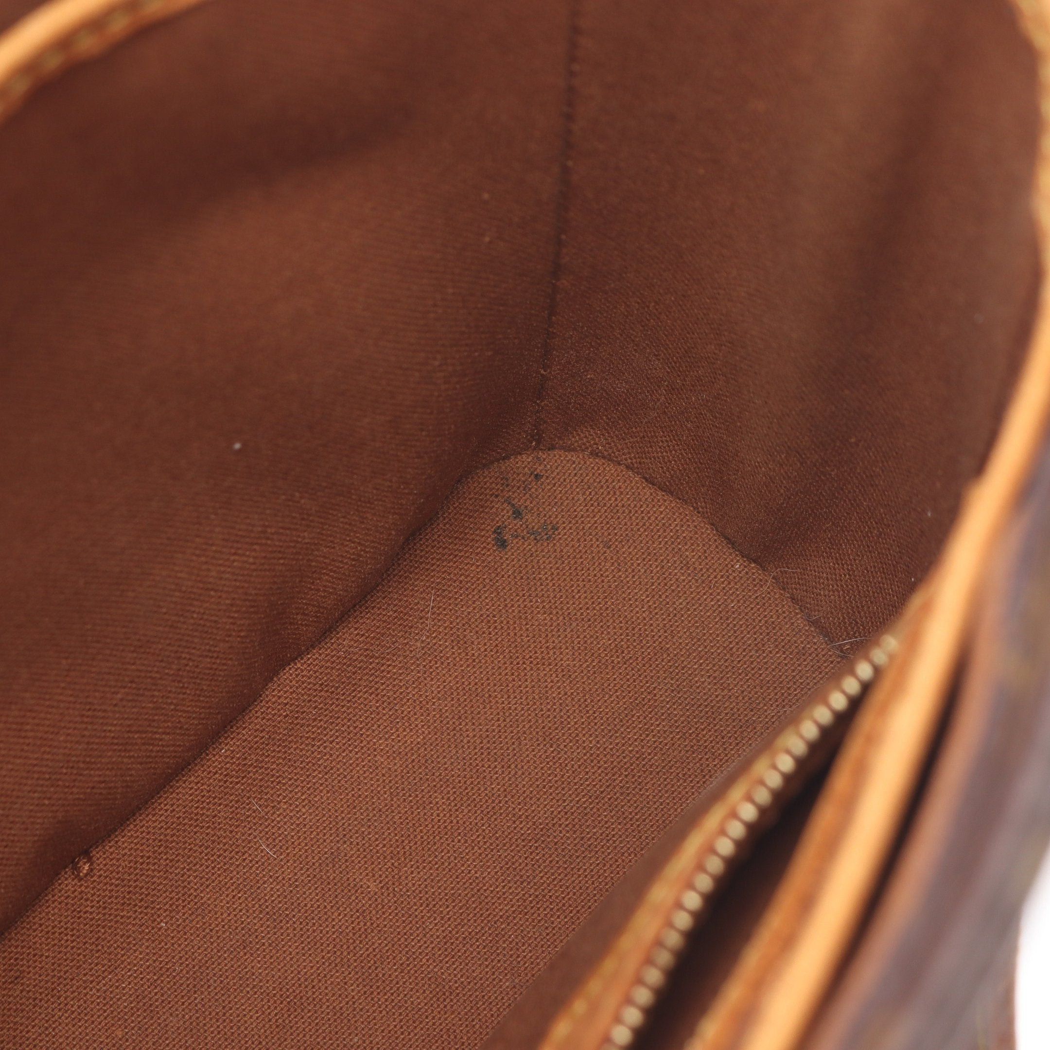 Louis Vuitton Louis Vuitton Vavin Pm Monogram Handbag Leather Brown Size ONE SIZE - 9 Thumbnail