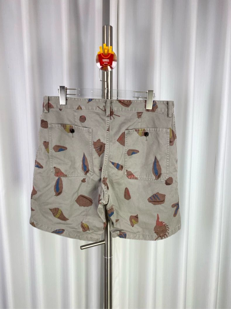 Visvim Visvim Seashell Pattern Shorts in Light Gray Size US 34 / EU 50 - 2 Thumbnail