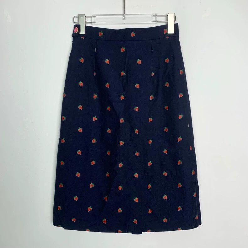 Gucci Gucci Navy Blue Strawberry Embroidered Skirt Size US 38 / EU 54 - 2 Thumbnail