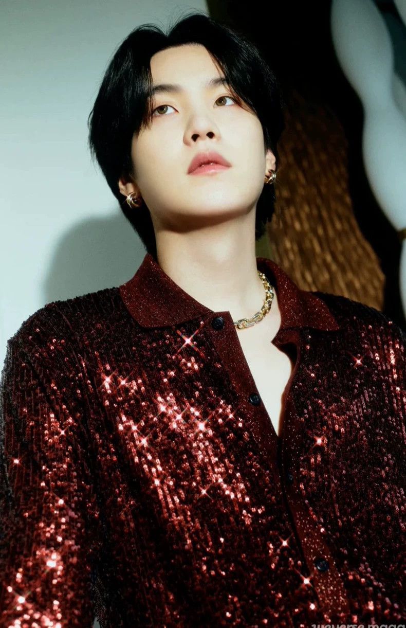 Saint Laurent Paris Saint Laurent Sequin Shirt in Red Size US S / EU 44-46 / 1 - 5 Thumbnail