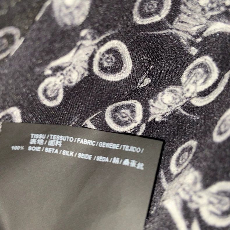 Saint Laurent Paris Black Silk Saint Laurent Shirt Size US L / EU 52-54 / 3 - 7 Thumbnail