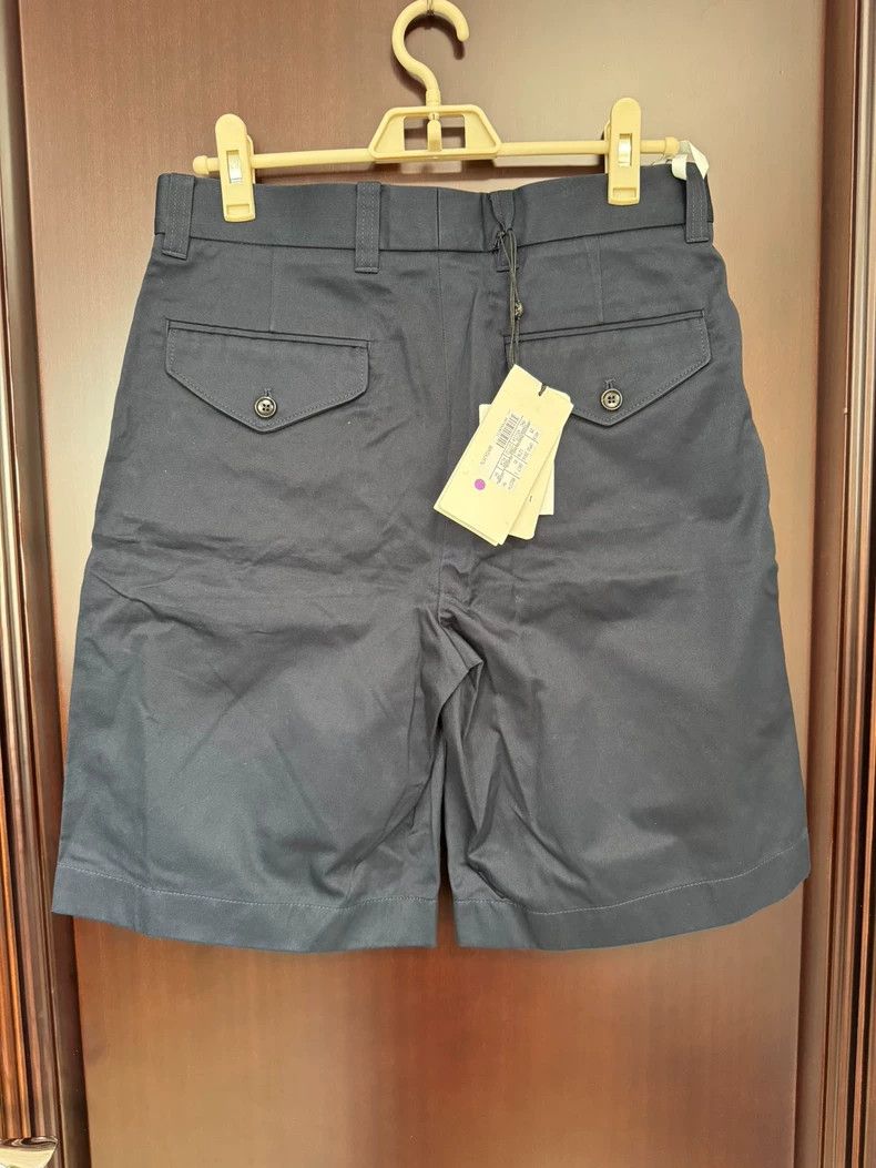 Gucci Gucci Men's Casual Shorts with Tags Size US 31 - 2 Thumbnail