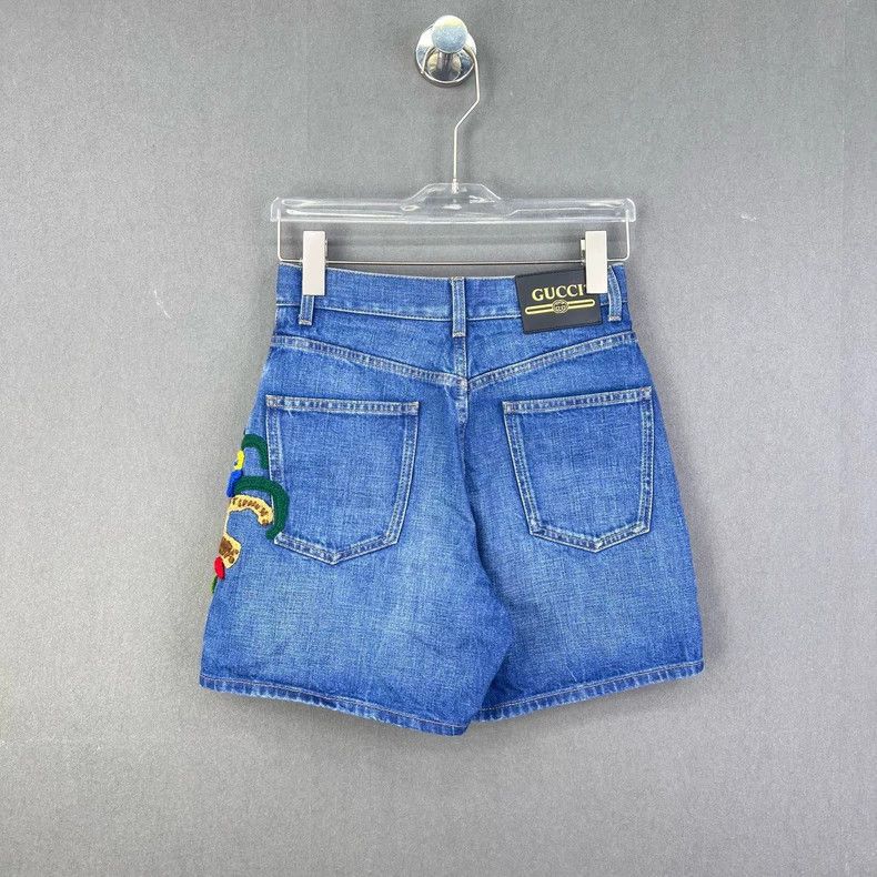 Gucci Gucci Tiger Embroidered Denim Shorts Sale Size US 26 / EU 42 - 2 Thumbnail