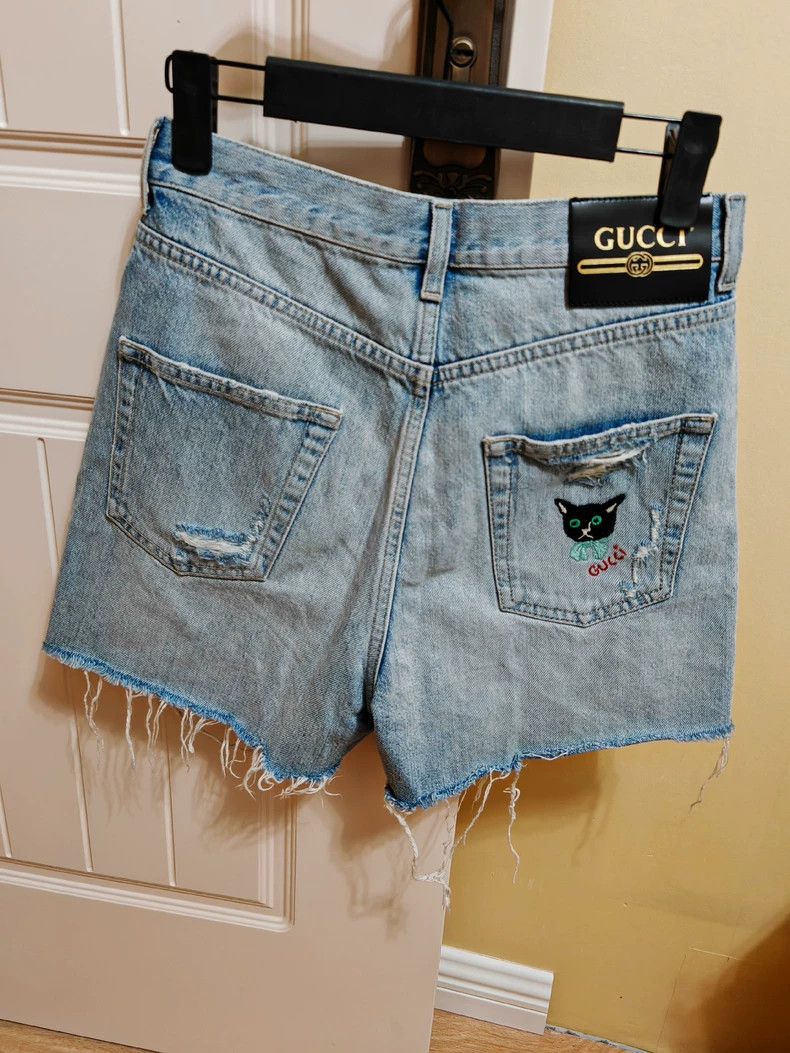 Gucci Gucci Embroidered Cat Logo Denim Shorts Size US 26 / EU 42 - 2 Thumbnail