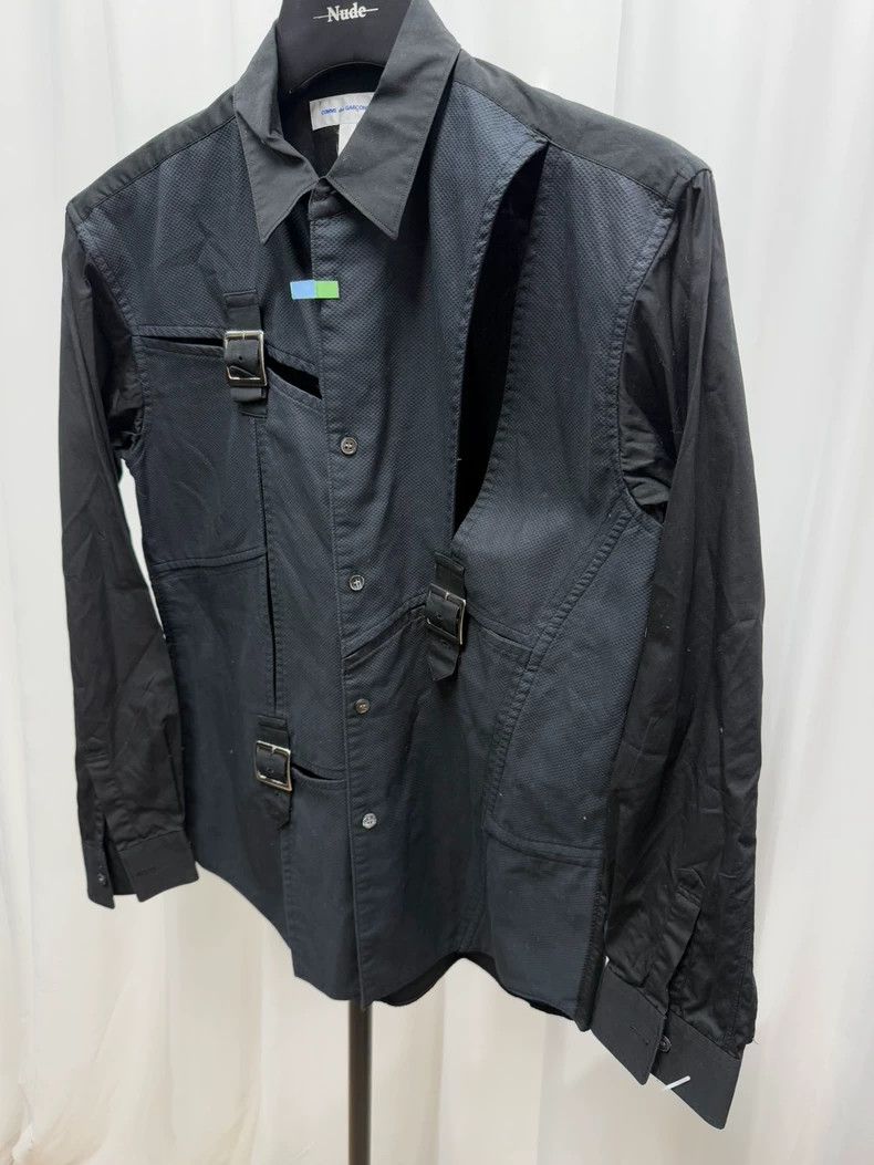Comme des Garcons Comme Des Garcons Shirt with Unique Design Size US S / EU 44-46 / 1 - 2 Thumbnail