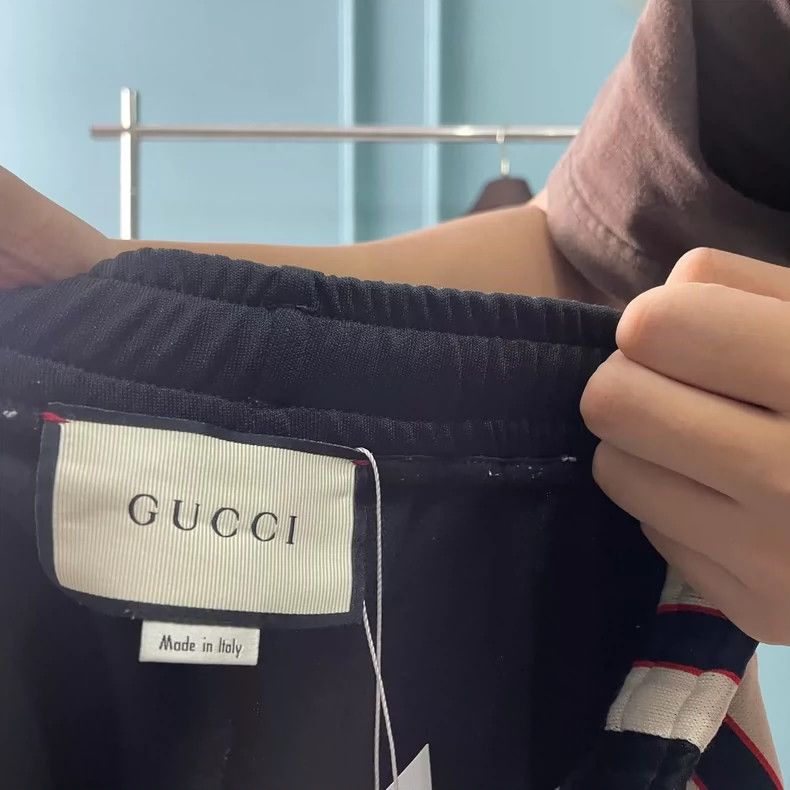 Gucci Gucci Logo Side Stripe Sweatpants Size US 30 / EU 46 - 3 Thumbnail