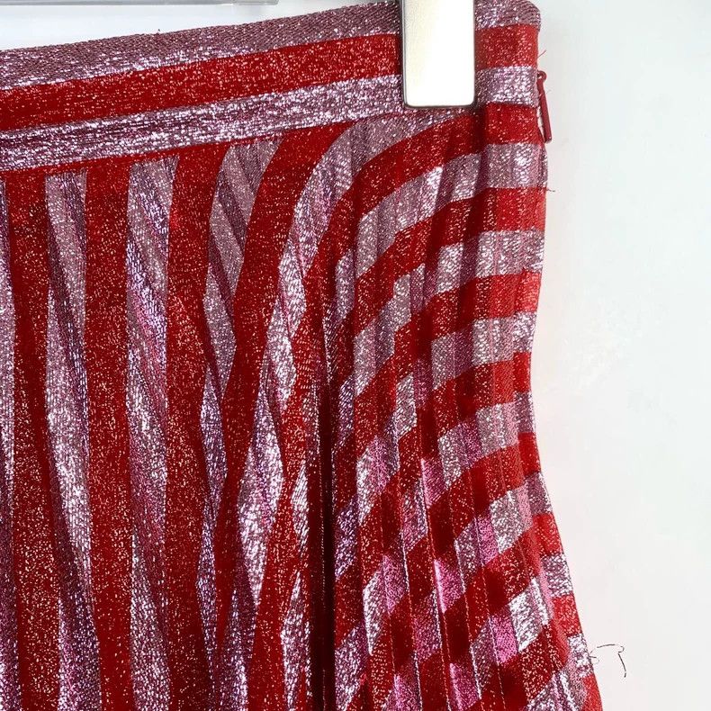 Gucci Red Pleated Skirt with Silver Stripes Size 28" / US 6 / IT 42 - 3 Thumbnail