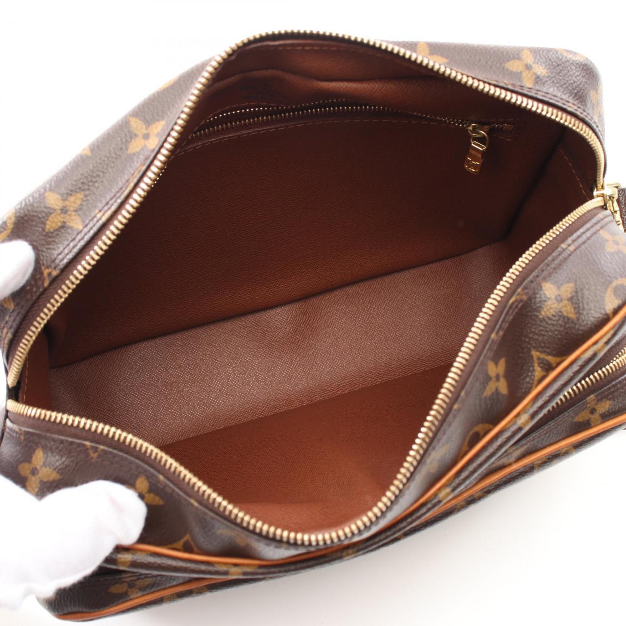 Louis Vuitton Louis Vuitton Nile shoulder Size ONE SIZE - 8 Thumbnail