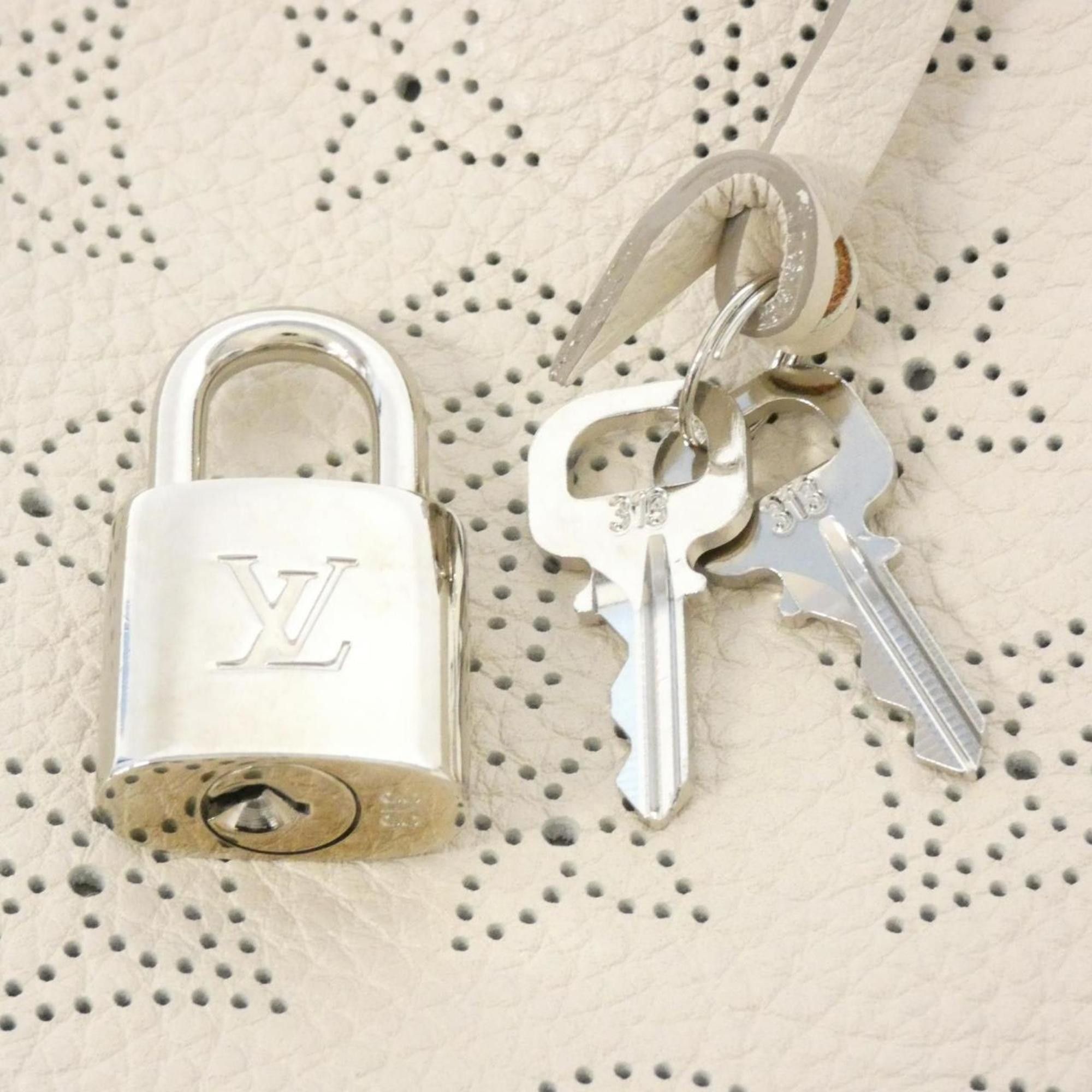 Louis Vuitton Louis Vuitton Mahina handbag Size ONE SIZE - 6 Thumbnail