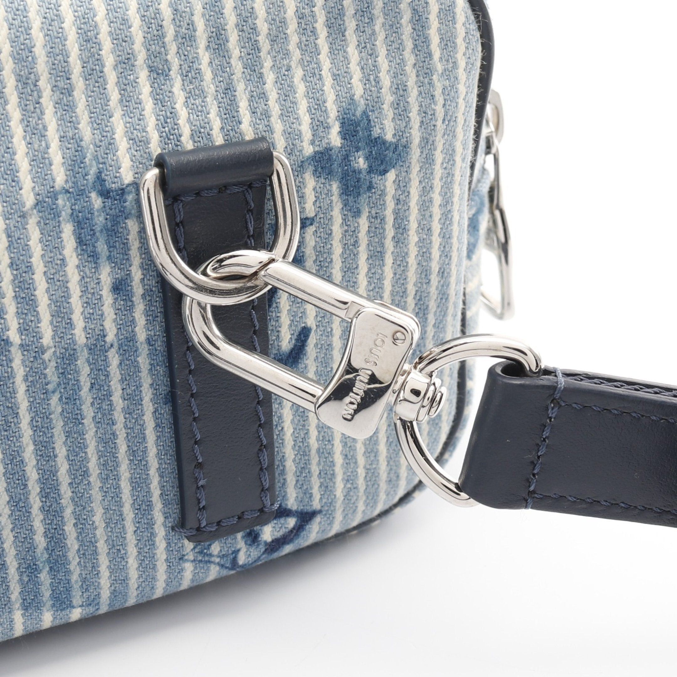 Louis Vuitton Louis Vuitton Outdoors Pochette Hickory Stripe Watercolor Summer Collection Body Bag Canvas Leather Light Blue Navy Size ONE SIZE - 8 Thumbnail