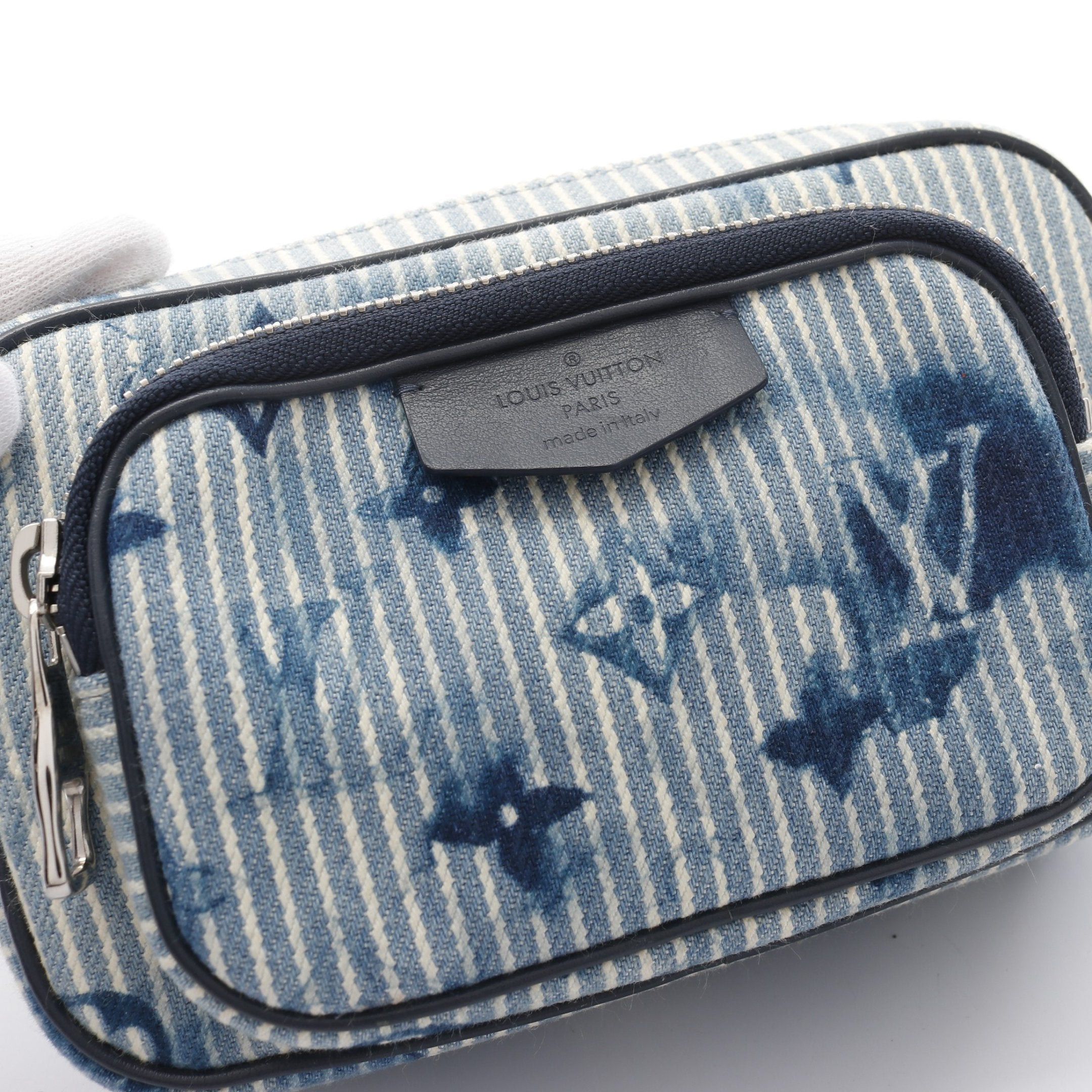 Louis Vuitton Louis Vuitton Outdoors Pochette Hickory Stripe Watercolor Summer Collection Body Bag Canvas Leather Light Blue Navy Size ONE SIZE - 7 Thumbnail
