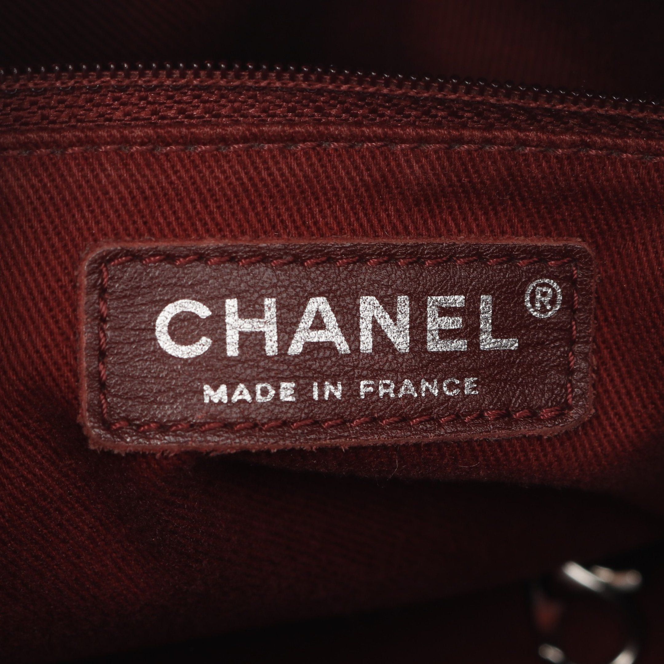 Chanel Chanel Matelasse Coco Mark Chain Shoulder Bag Tote Caviar Skin Navy Silver Hardware Size ONE SIZE - 4 Thumbnail