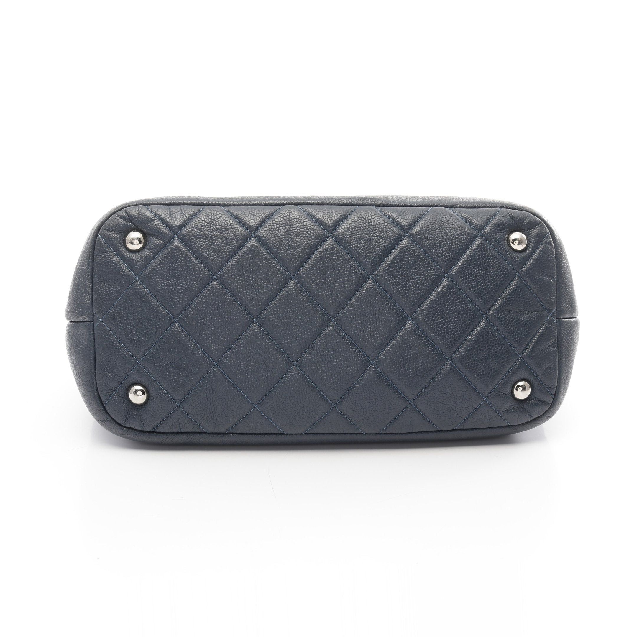 Chanel Chanel Matelasse Coco Mark Chain Shoulder Bag Tote Caviar Skin Navy Silver Hardware Size ONE SIZE - 12 Thumbnail