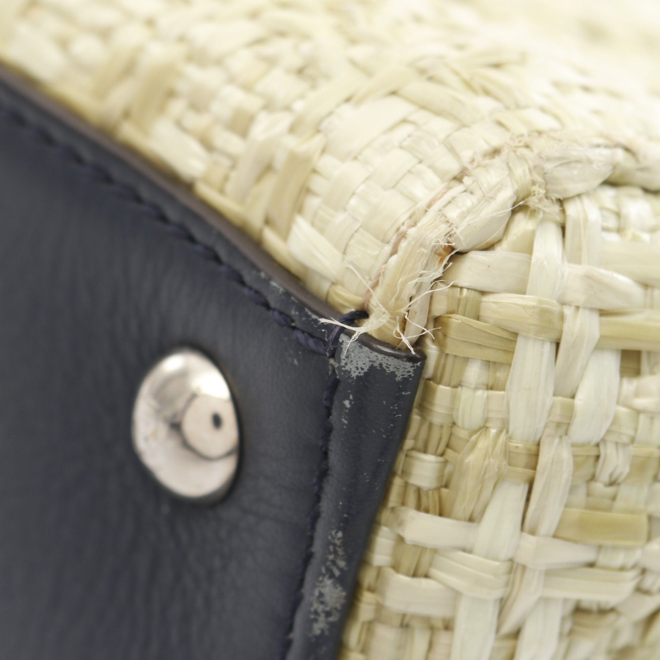 Fendi Fendi Petite 2Jours Petit Handbag Straw Leather Yellow-Green Navy Size ONE SIZE - 9 Thumbnail