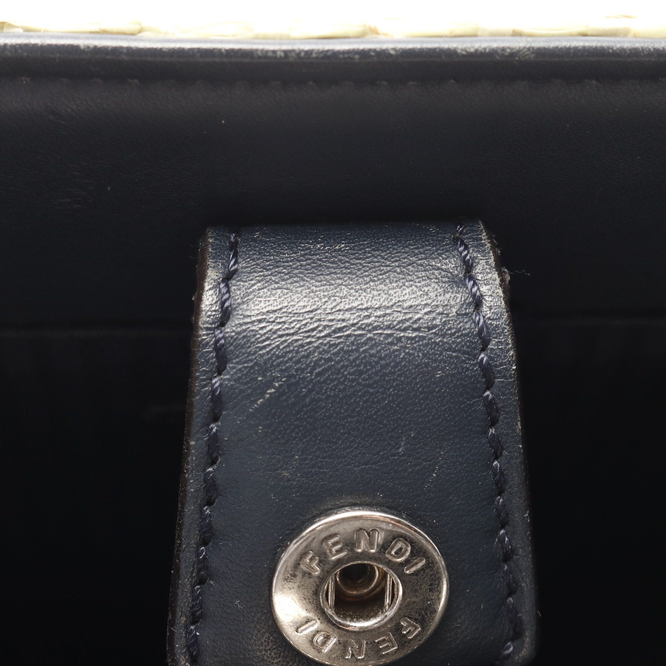 Fendi Fendi Petite 2Jours Petit Handbag Straw Leather Yellow-Green Navy Size ONE SIZE - 8 Thumbnail