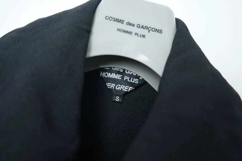 Comme des Garcons Comme des Garcons Polyester Jacket Sale Size US S / EU 44-46 / 1 - 6 Thumbnail