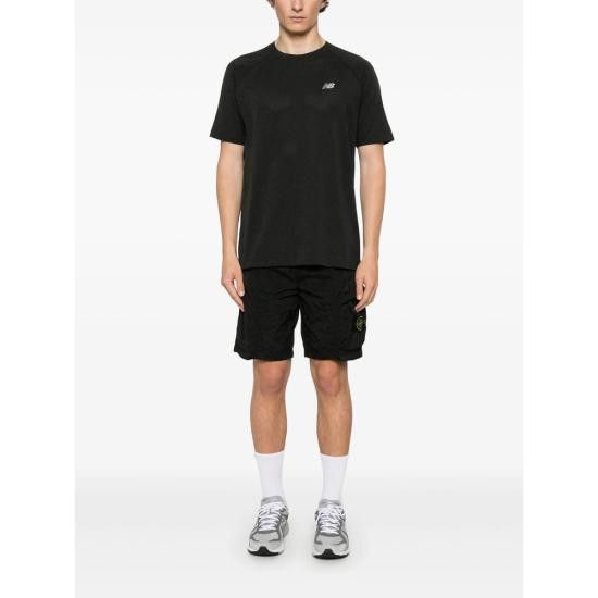 New Balance NEW BALANCE Men T-Shirts MT41080BK BLACK Size US S / EU 44-46 / 1 - 4 Thumbnail