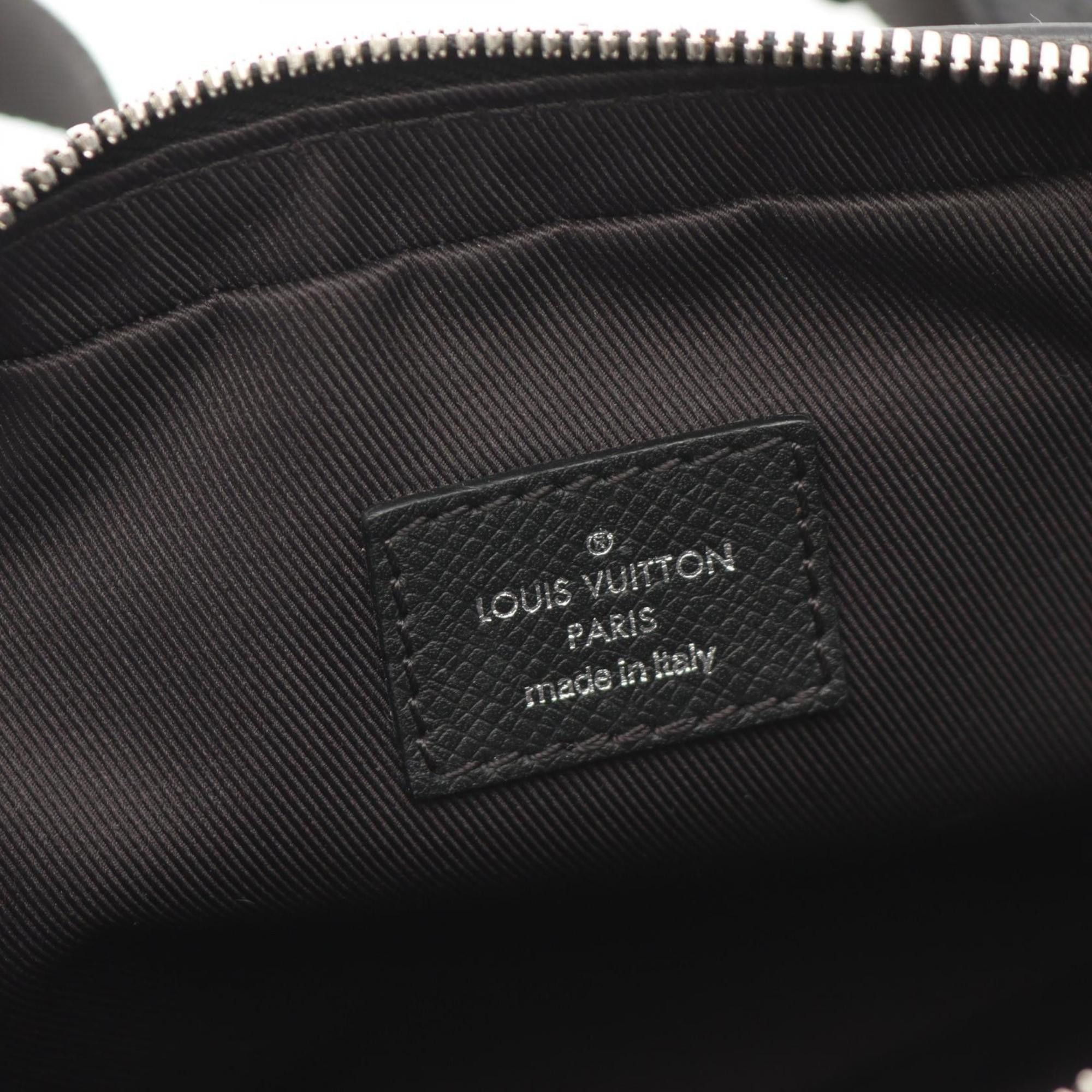 Louis Vuitton Louis Vuitton Outdoor clutch Size ONE SIZE - 10 Thumbnail