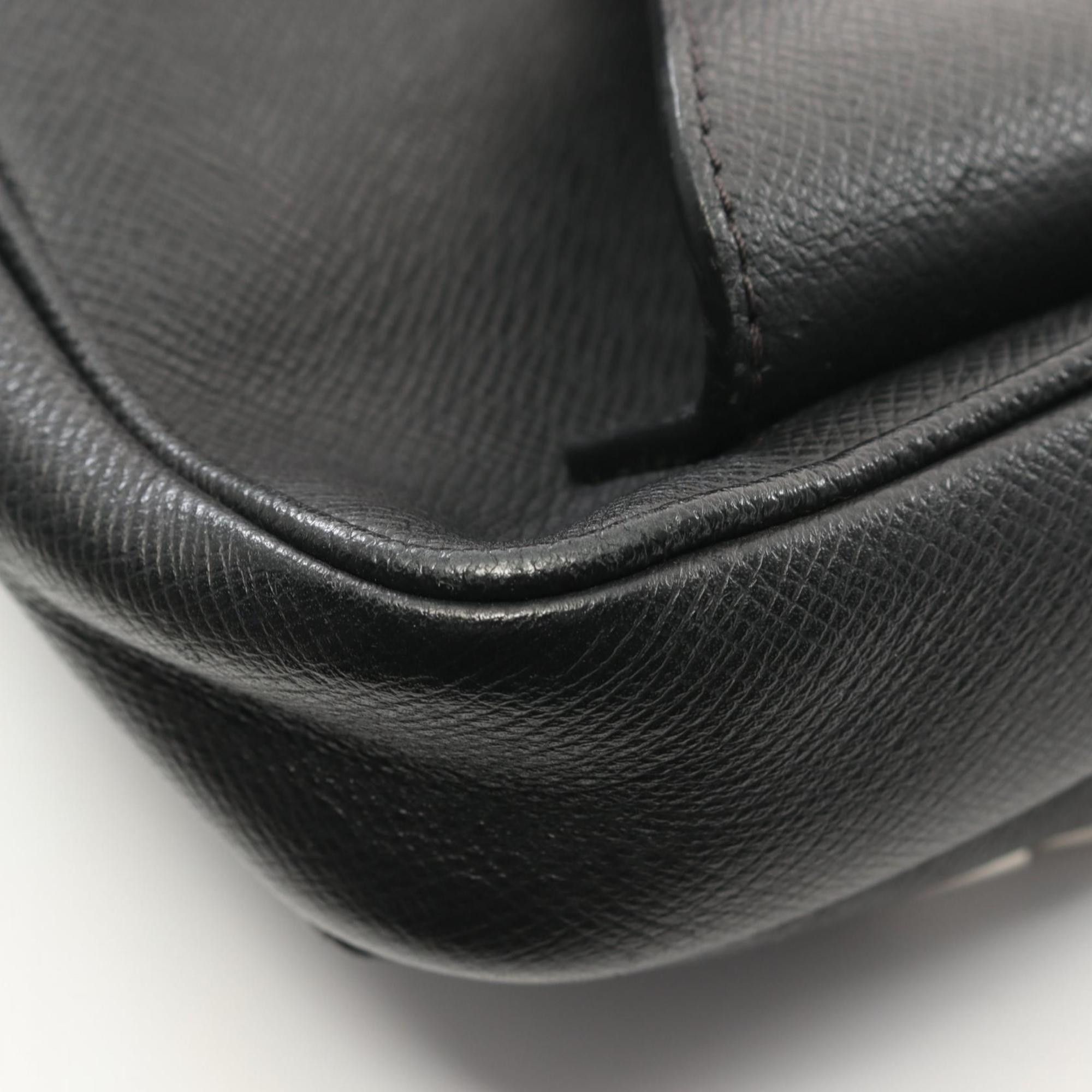 Louis Vuitton Louis Vuitton Outdoor clutch Size ONE SIZE - 4 Thumbnail