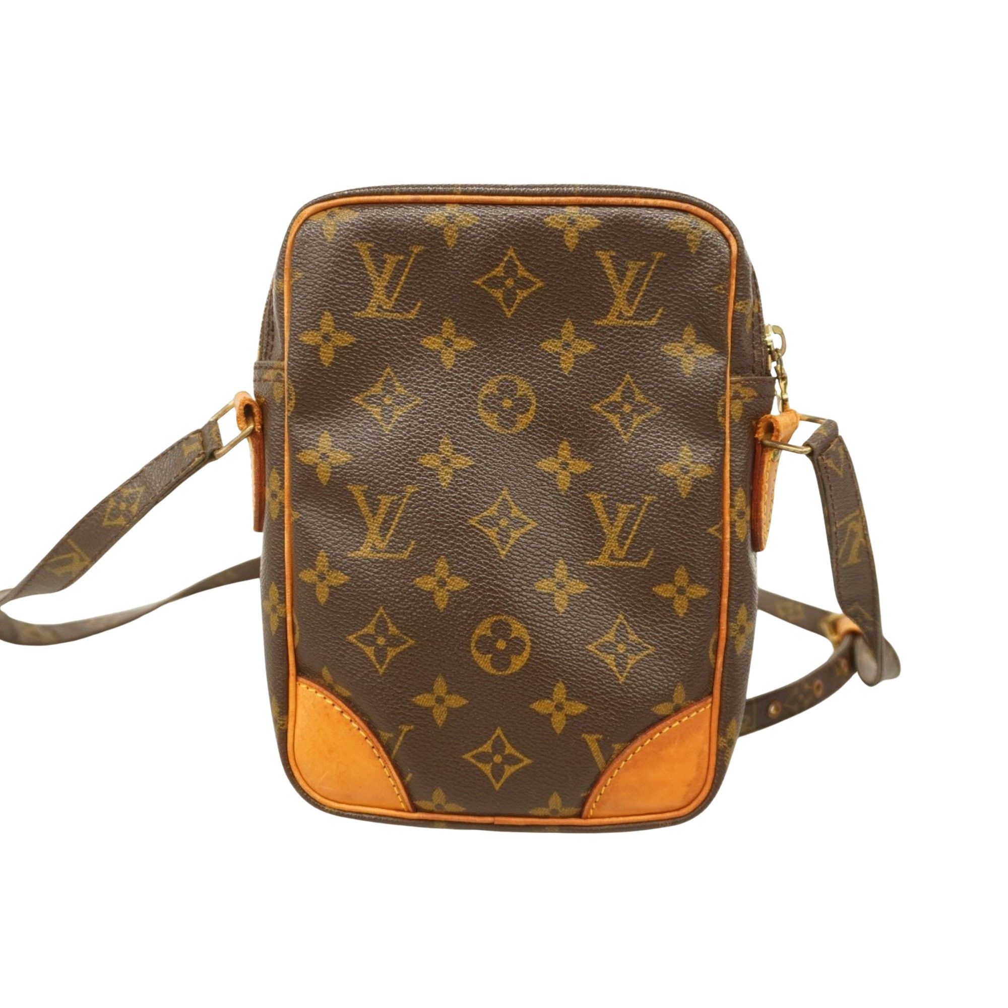Louis Vuitton Louis Vuitton Danube shoulder Size ONE SIZE - 2 Thumbnail
