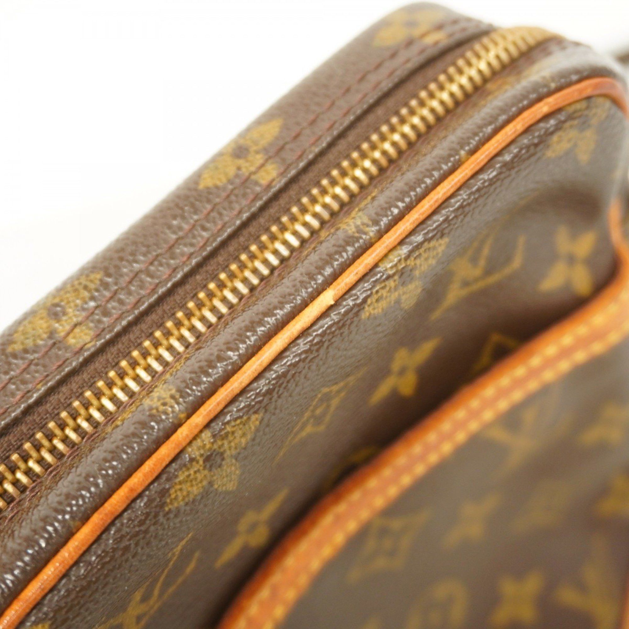 Louis Vuitton Louis Vuitton Danube shoulder Size ONE SIZE - 9 Thumbnail