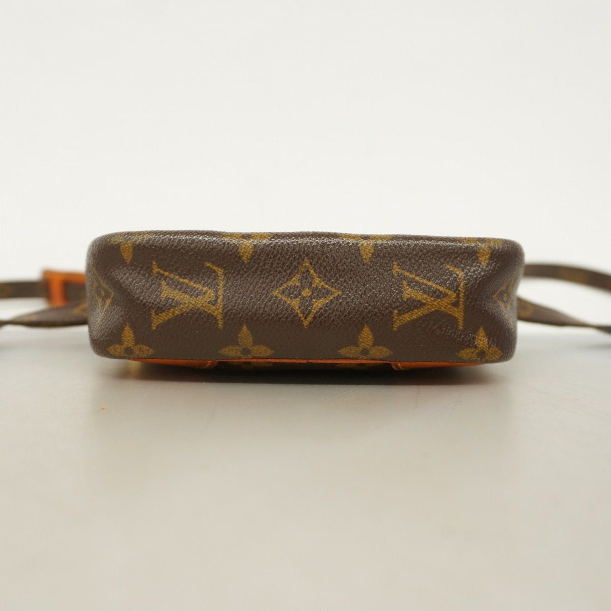 Louis Vuitton Louis Vuitton Danube shoulder Size ONE SIZE - 5 Thumbnail