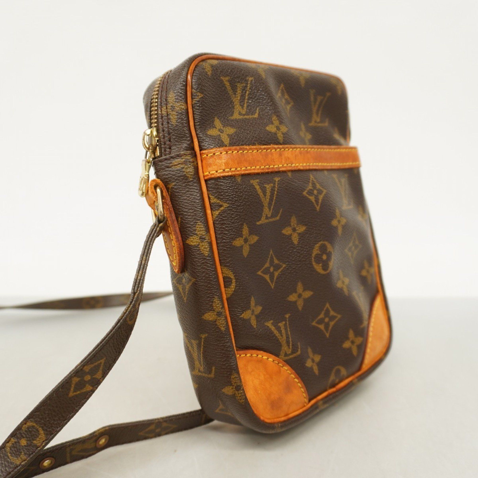 Louis Vuitton Louis Vuitton Danube shoulder Size ONE SIZE - 3 Thumbnail