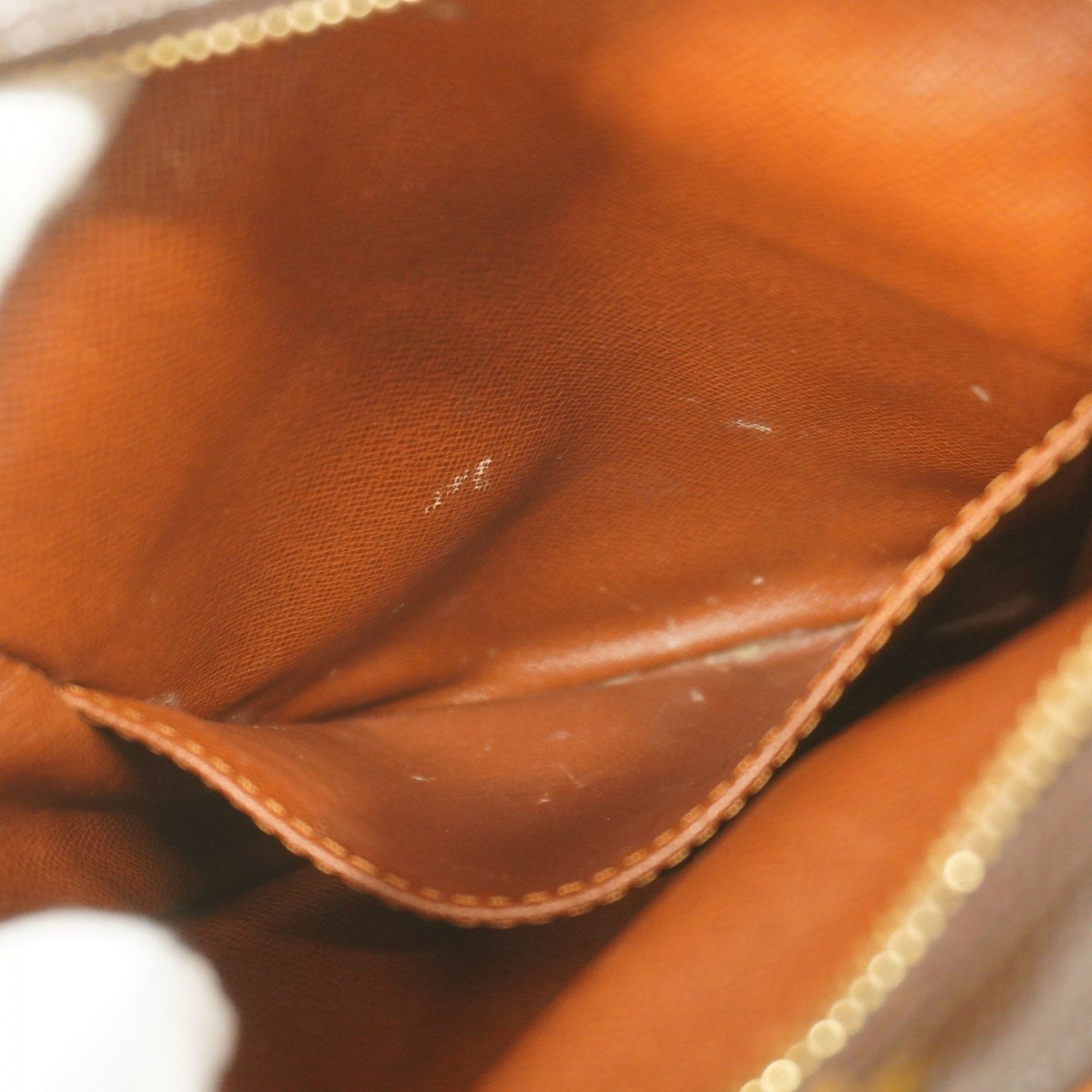 Louis Vuitton Louis Vuitton Danube shoulder Size ONE SIZE - 16 Thumbnail