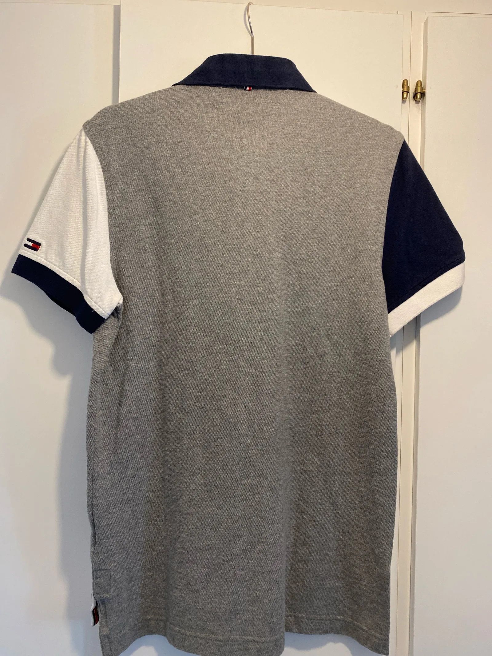 Tommy Hilfiger Tommy Hilfiger Tommy Hilfiger Short Sleeve Shirt Size US XS / EU 42 / 0 - 4 Thumbnail