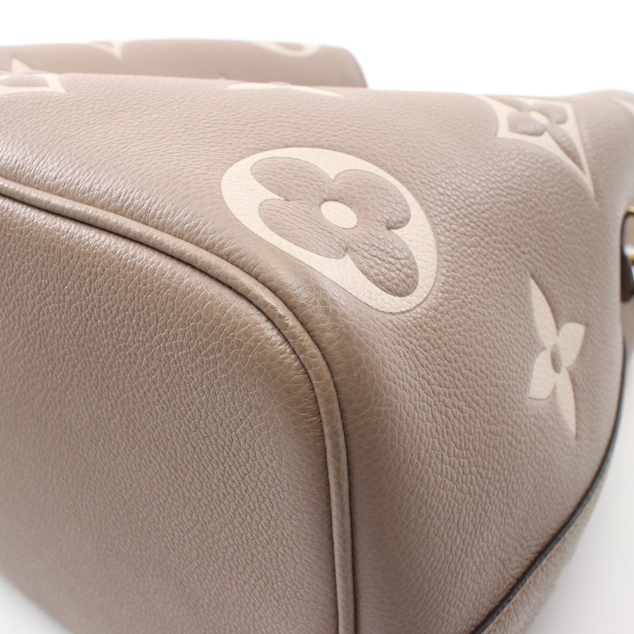 Louis Vuitton Louis Vuitton Neo Noe Mm Bicolor Monogram Empreinte Tourterelle Claim Shoulder Bag Leather Gray Beige Light Size ONE SIZE - 6 Thumbnail