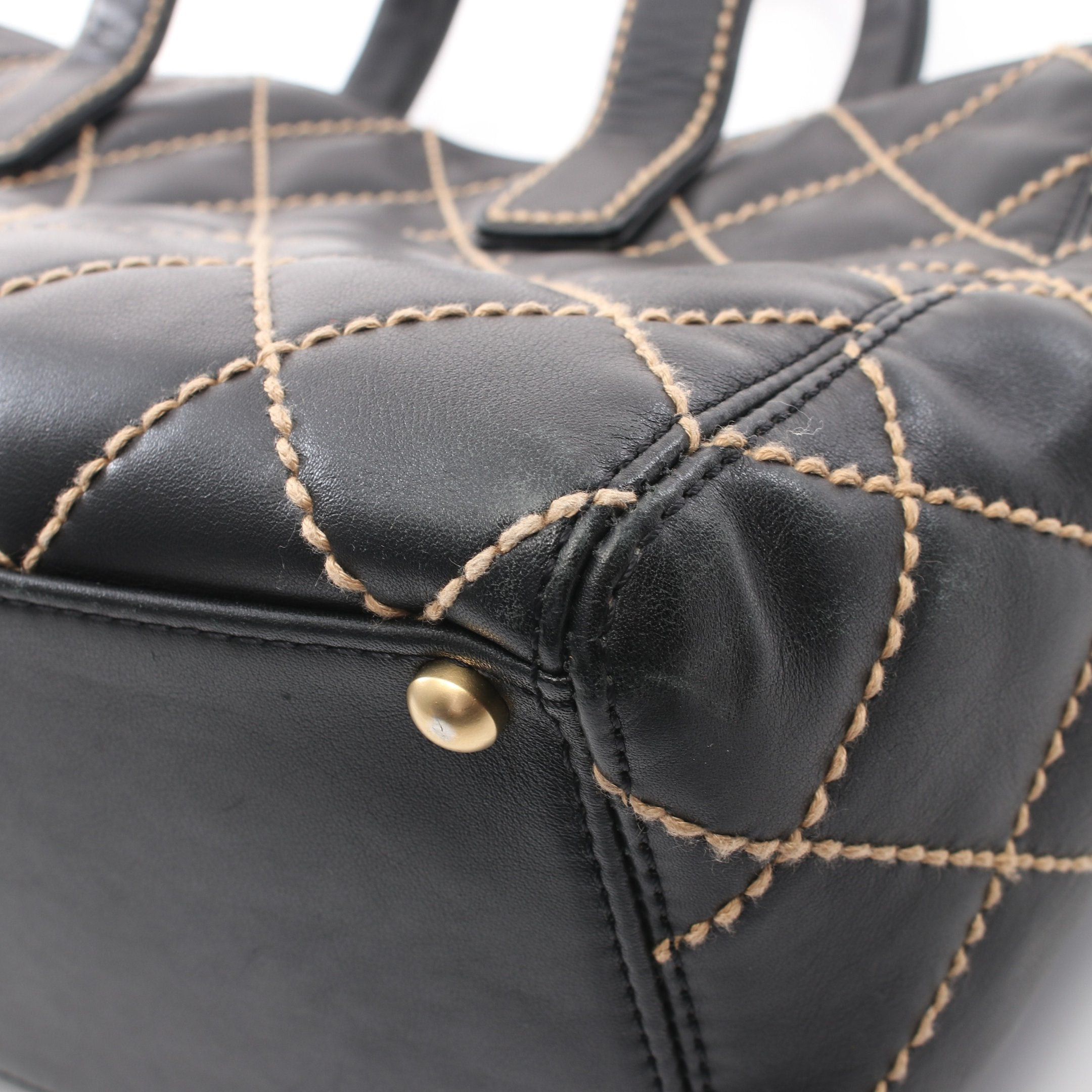 Chanel Chanel Wild Stitch Shoulder Bag Tote Leather Black Gold Hardware Size ONE SIZE - 8 Thumbnail