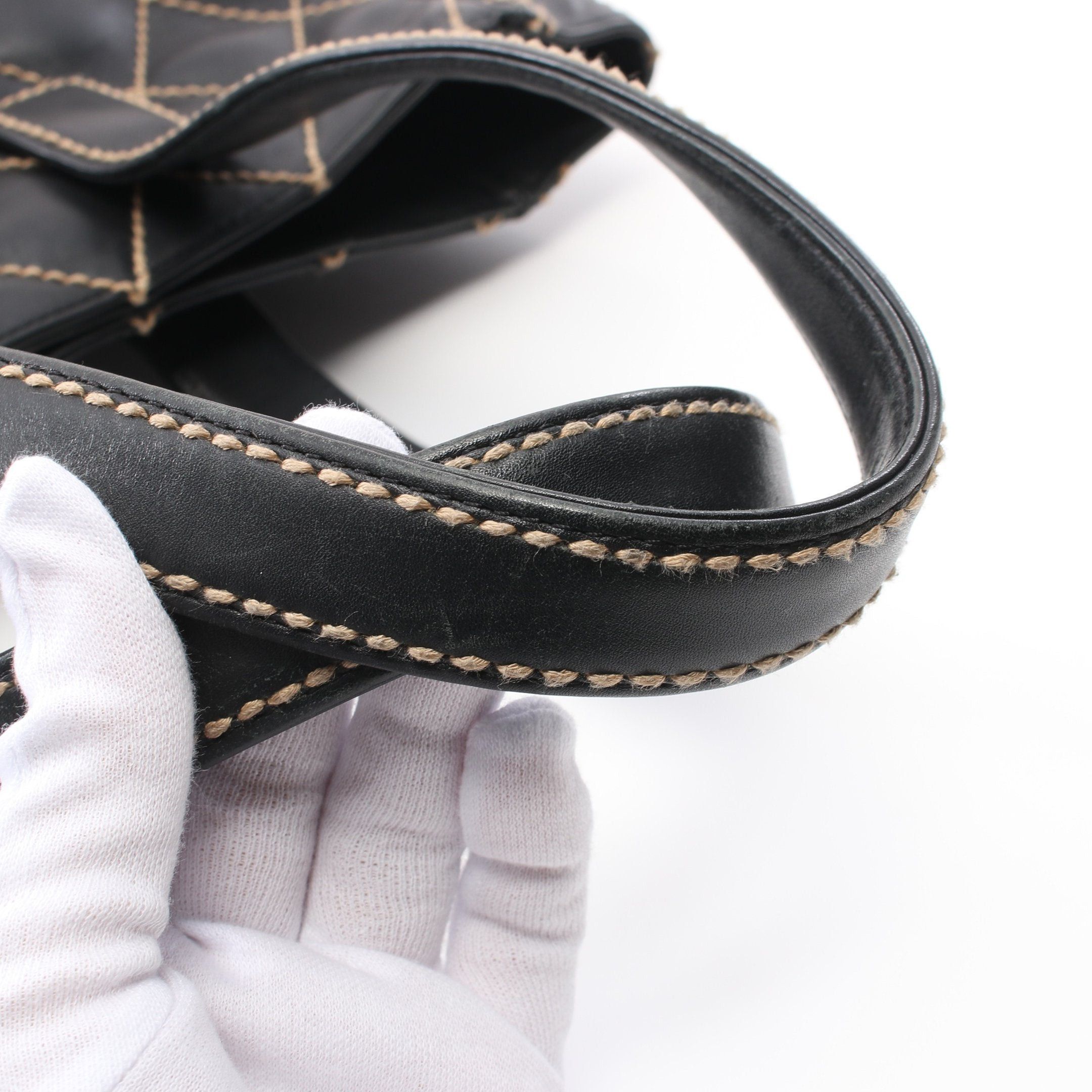Chanel Chanel Wild Stitch Shoulder Bag Tote Leather Black Gold Hardware Size ONE SIZE - 12 Thumbnail