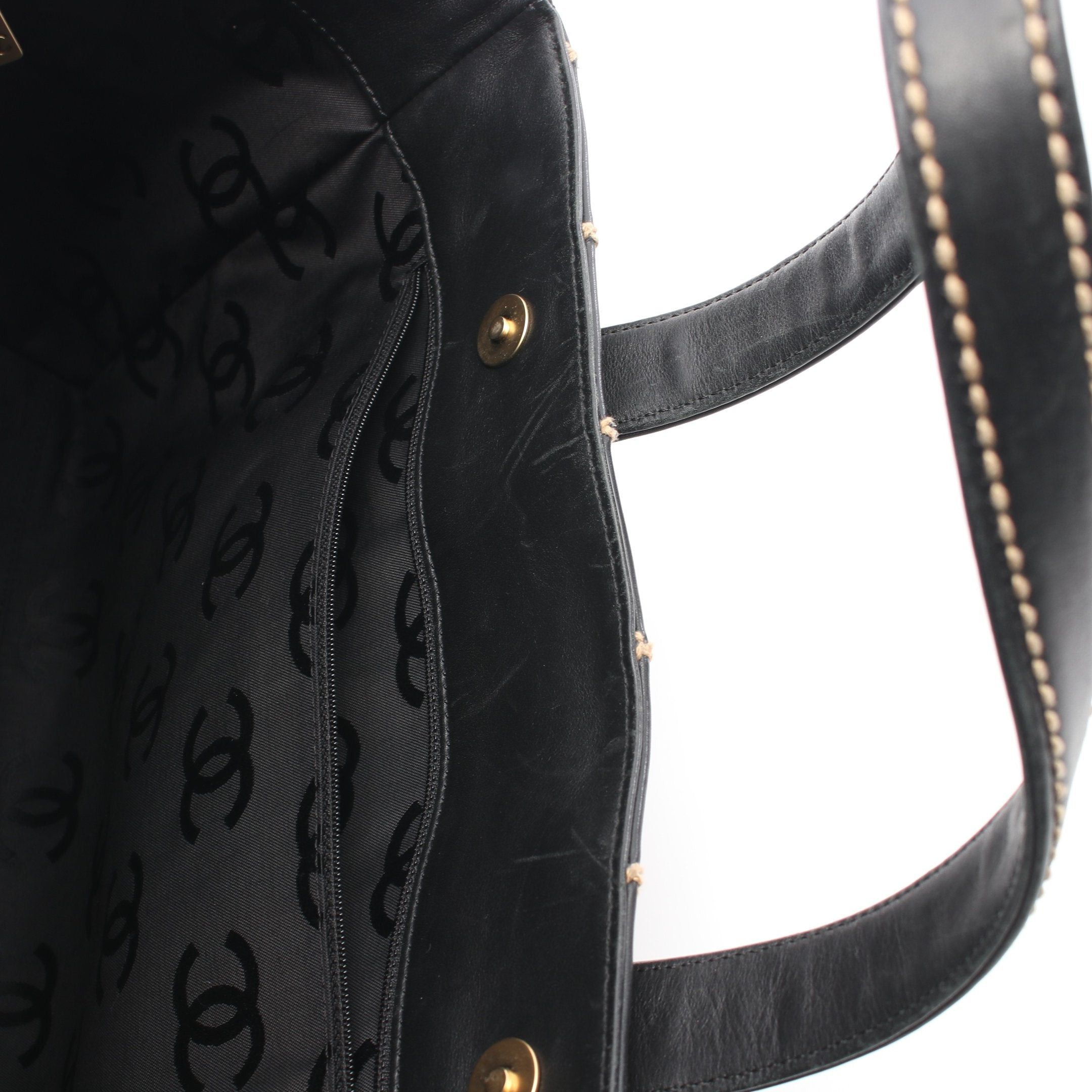 Chanel Chanel Wild Stitch Shoulder Bag Tote Leather Black Gold Hardware Size ONE SIZE - 15 Thumbnail