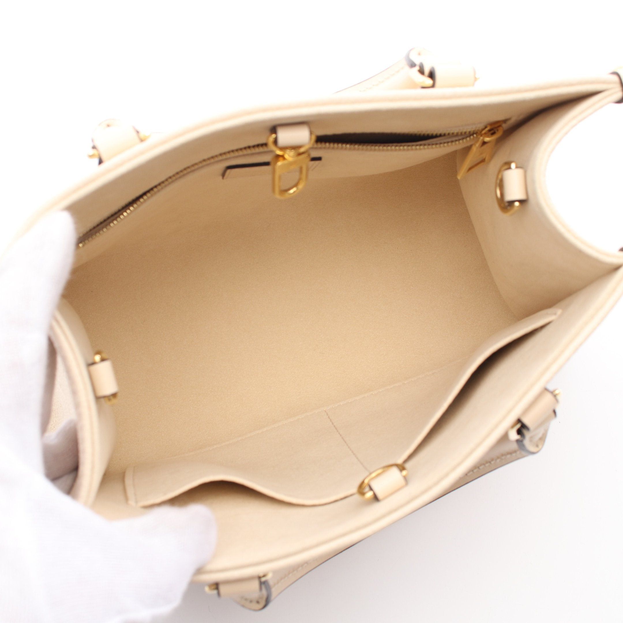Louis Vuitton Louis Vuitton On-The-Go Pm Monogram Empreinte Claim Handbag Leather Ivory Size ONE SIZE - 3 Thumbnail