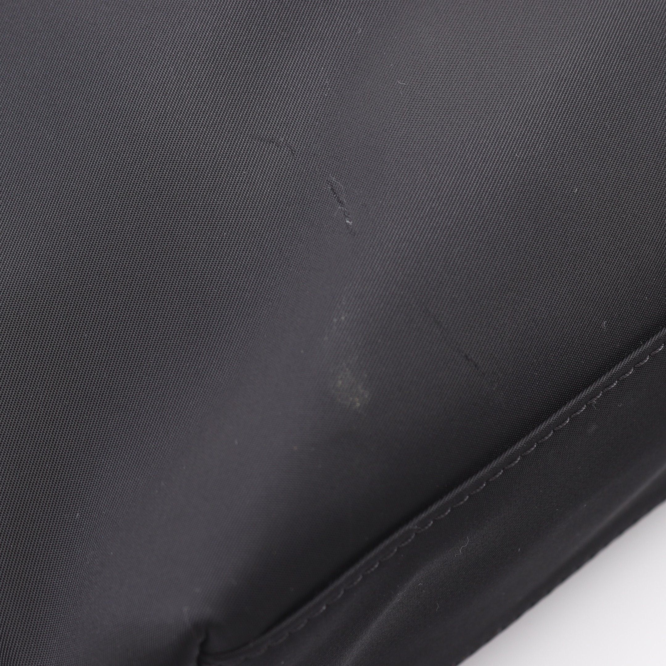 Burberry Burberry Econyl Handbag Tote Bag Logo Print Nylon Black Size ONE SIZE - 7 Thumbnail