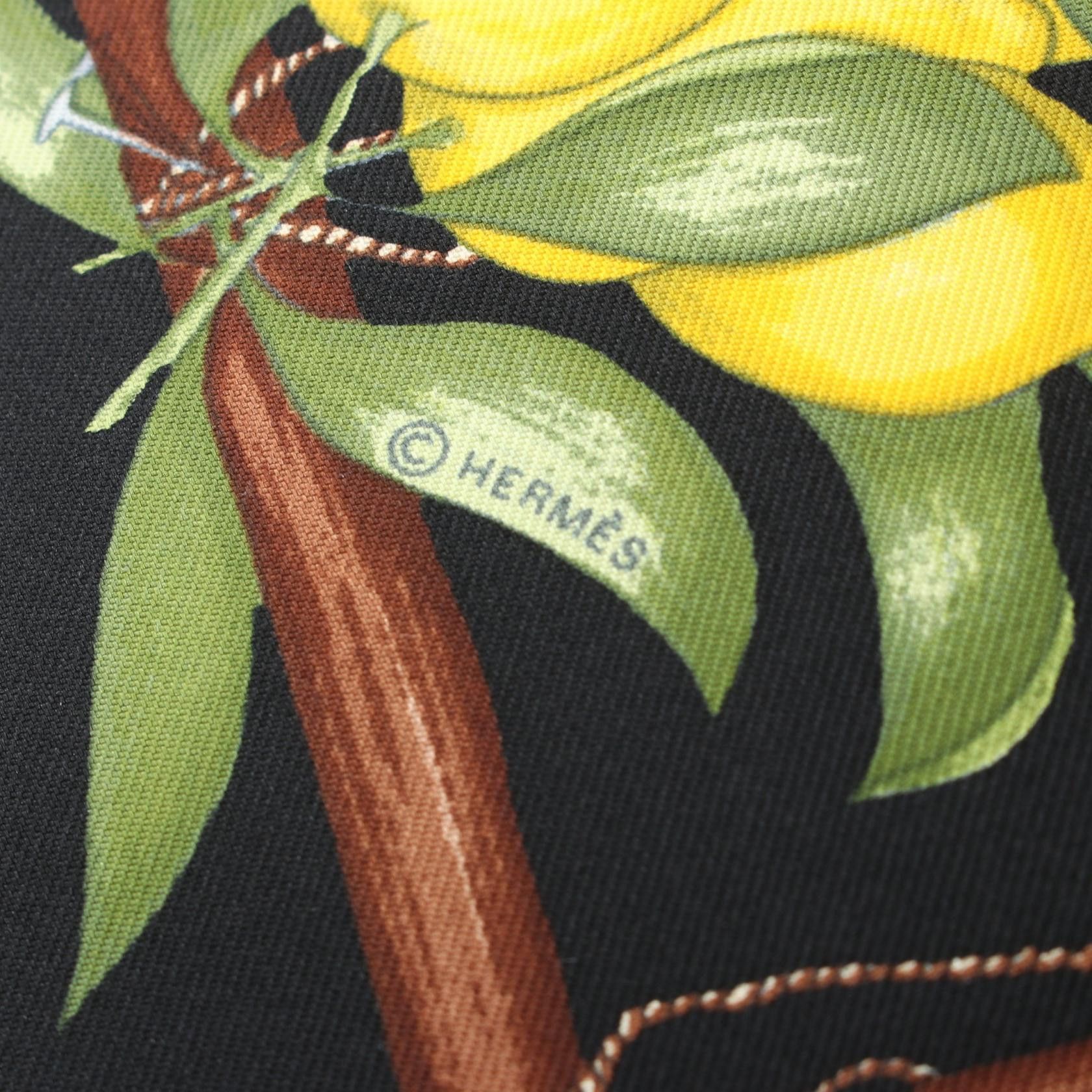 Hermes Hermes Petit Carres 45 Scarf Fruit Pattern Silk Black Multicolor Size ONE SIZE - 2 Thumbnail