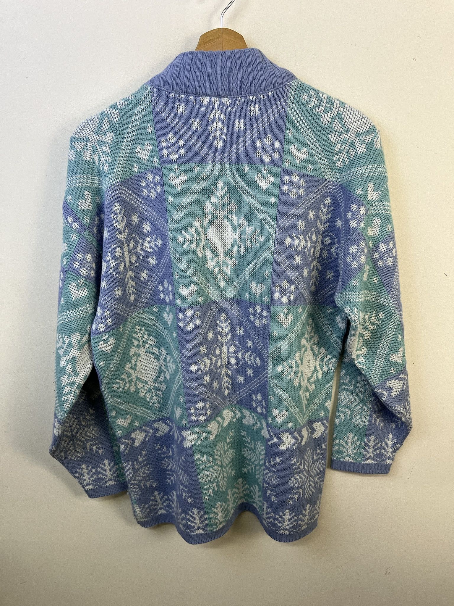 Other Vintage Knit Sweater Ice Blue Shimmer Metallic Snowflake Knit Sweater Size M Size US M / EU 48-50 / 2 - 3 Thumbnail