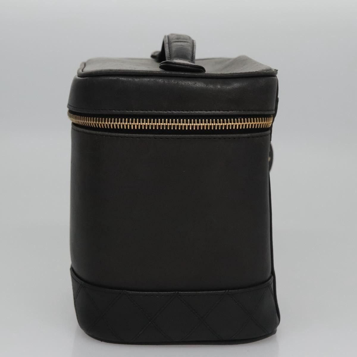 Chanel Vanity Black Leather Handbag (Pre-Owned) Size ONE SIZE - 3 Thumbnail