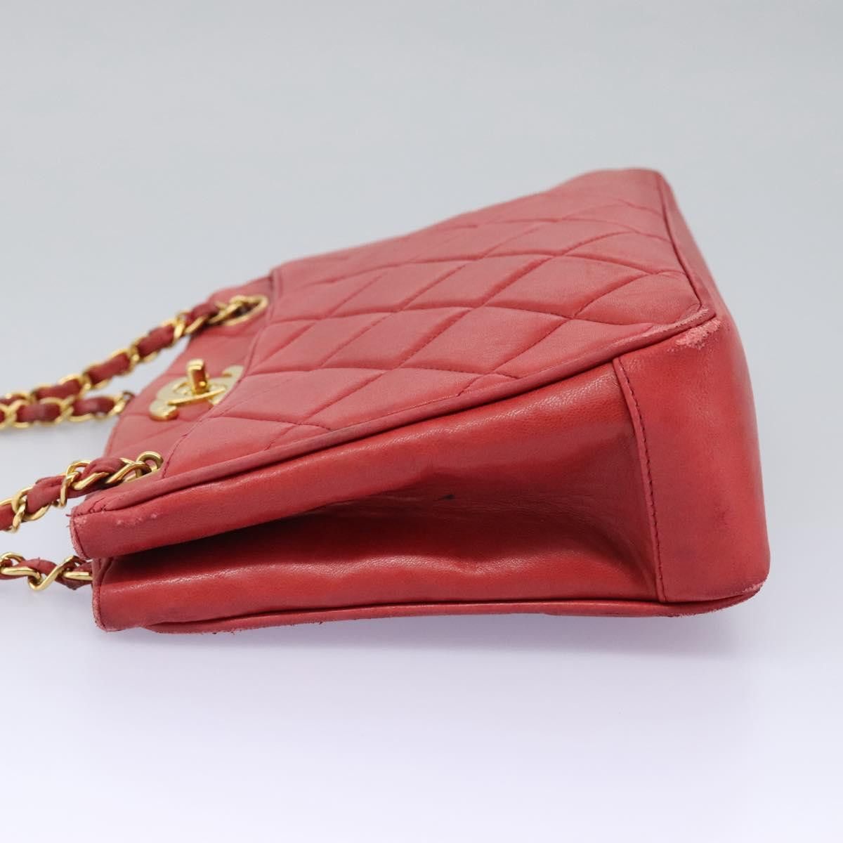Chanel Matelassé Red Leather Shoulder Bag (Pre-Owned) Size ONE SIZE - 3 Thumbnail