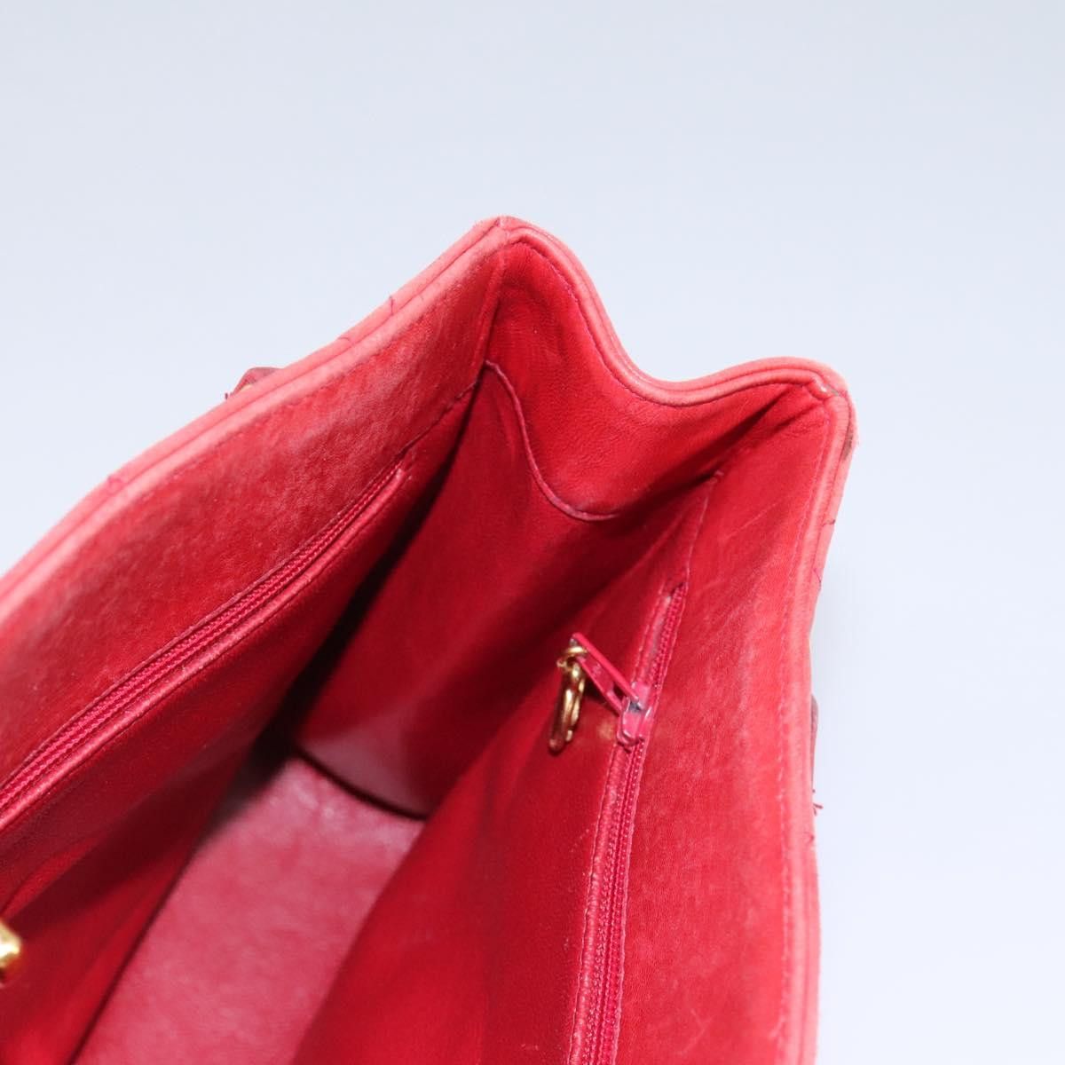 Chanel Matelassé Red Leather Shoulder Bag (Pre-Owned) Size ONE SIZE - 15 Thumbnail