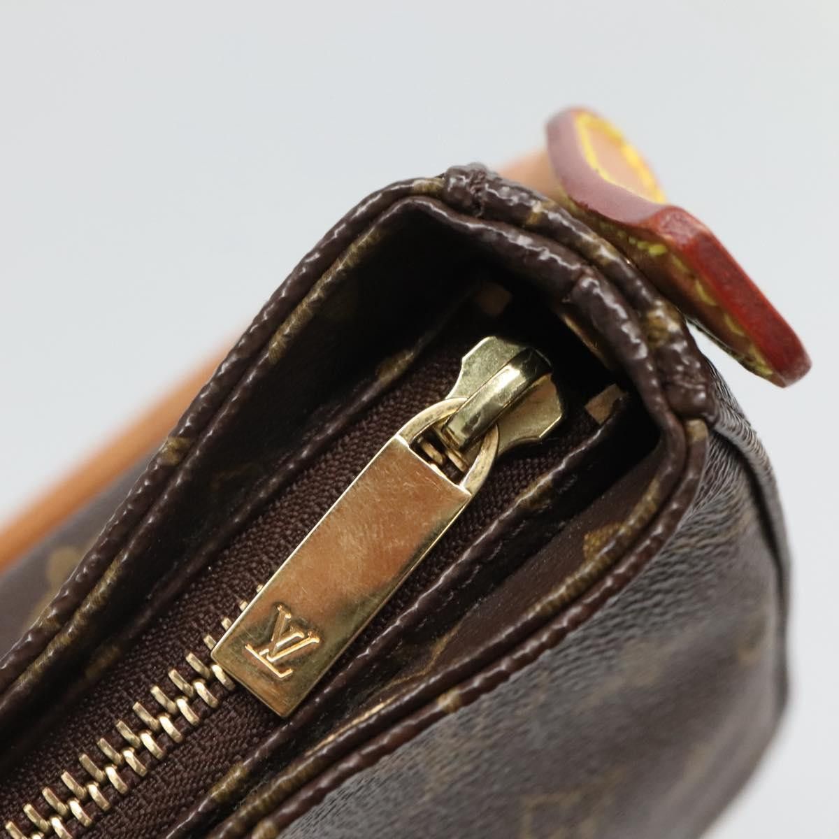 Louis Vuitton Looping Mm Brown Canvas Shoulder Bag (Pre-Owned) Size ONE SIZE - 12 Thumbnail