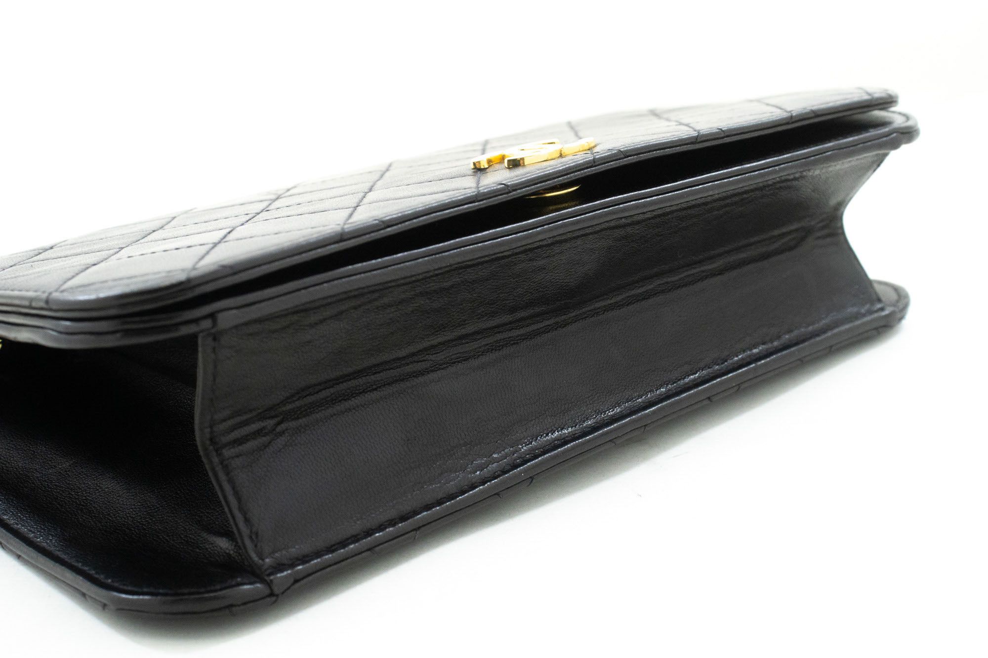 Chanel Black Leather Shoulder Bag (Pre-Owned) Size ONE SIZE - 11 Thumbnail