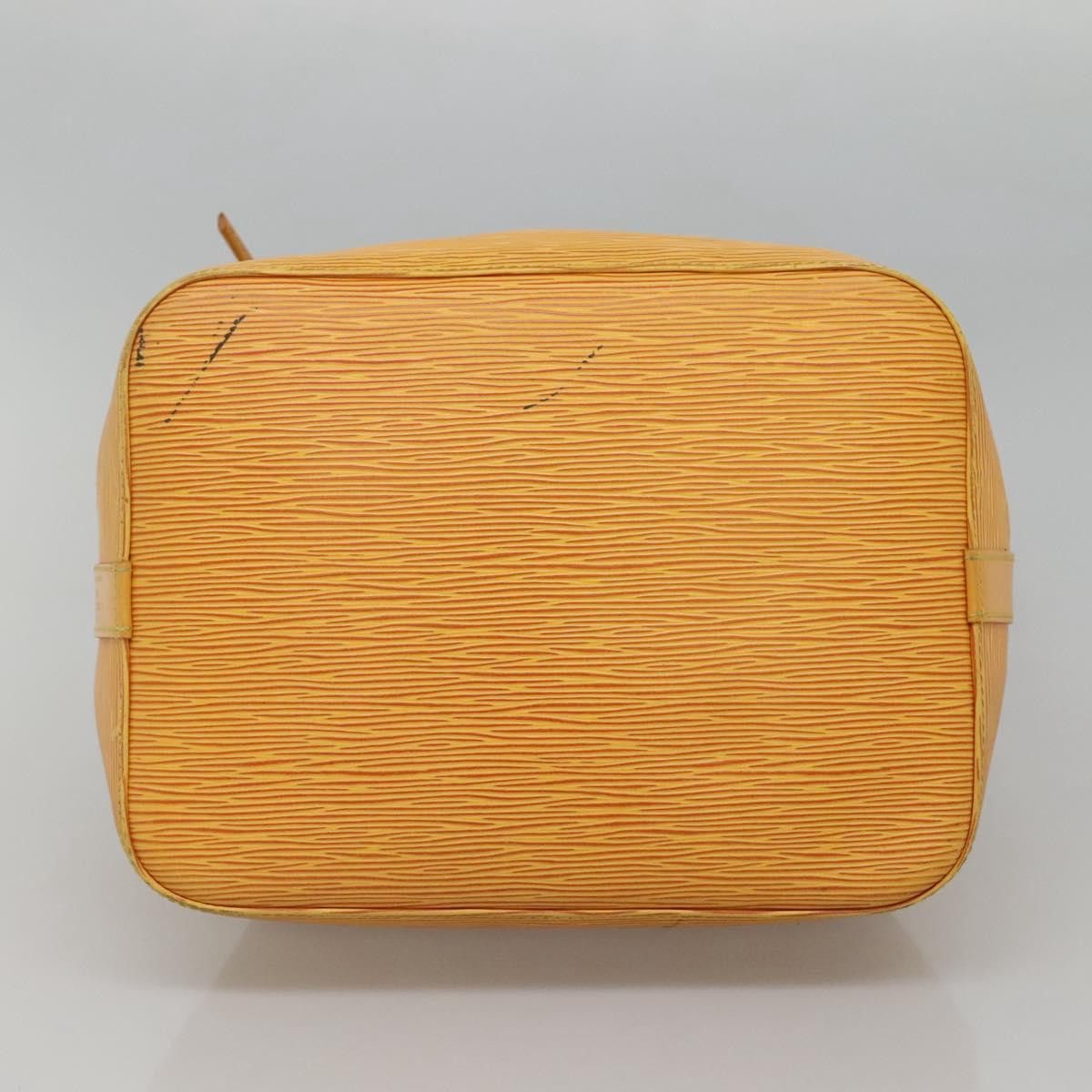 Louis Vuitton Noé Yellow Leather Shoulder Bag (Pre-Owned) Size ONE SIZE - 7 Thumbnail
